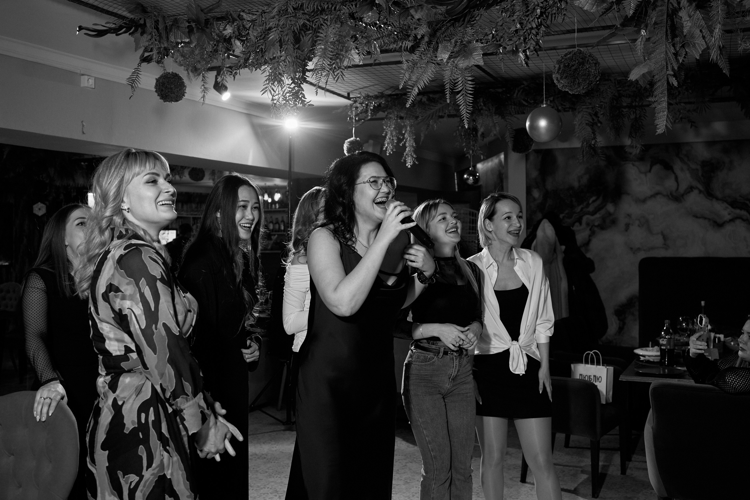 MAXIM & DAMIR | FOREST BAR | 8 МАРТА!. Главная