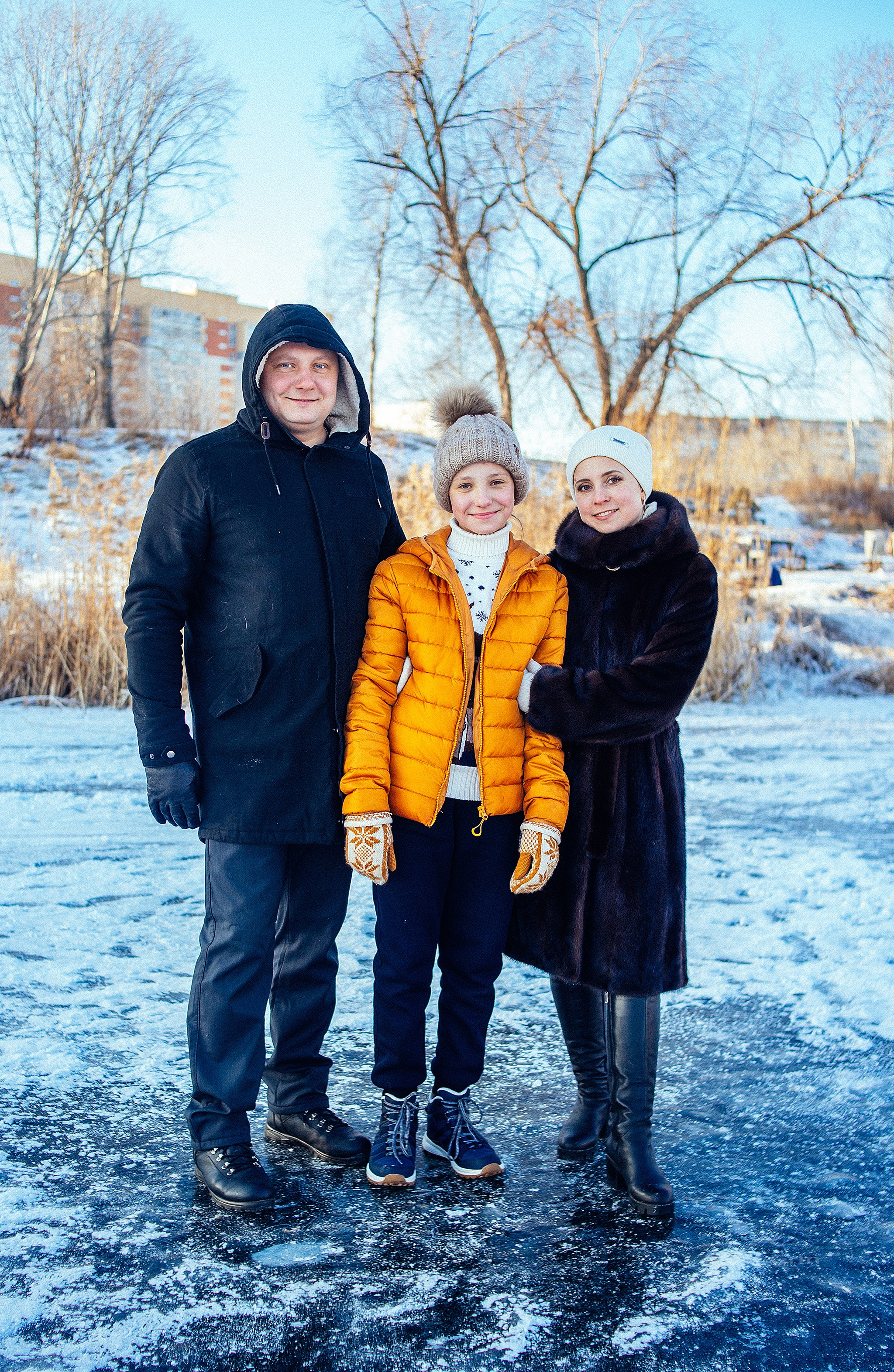 Зимняя фотопрогулка на мещерском озере с мандаринами. Детский и семейный фотограф, фотограф мероприятий Нижний Новгород