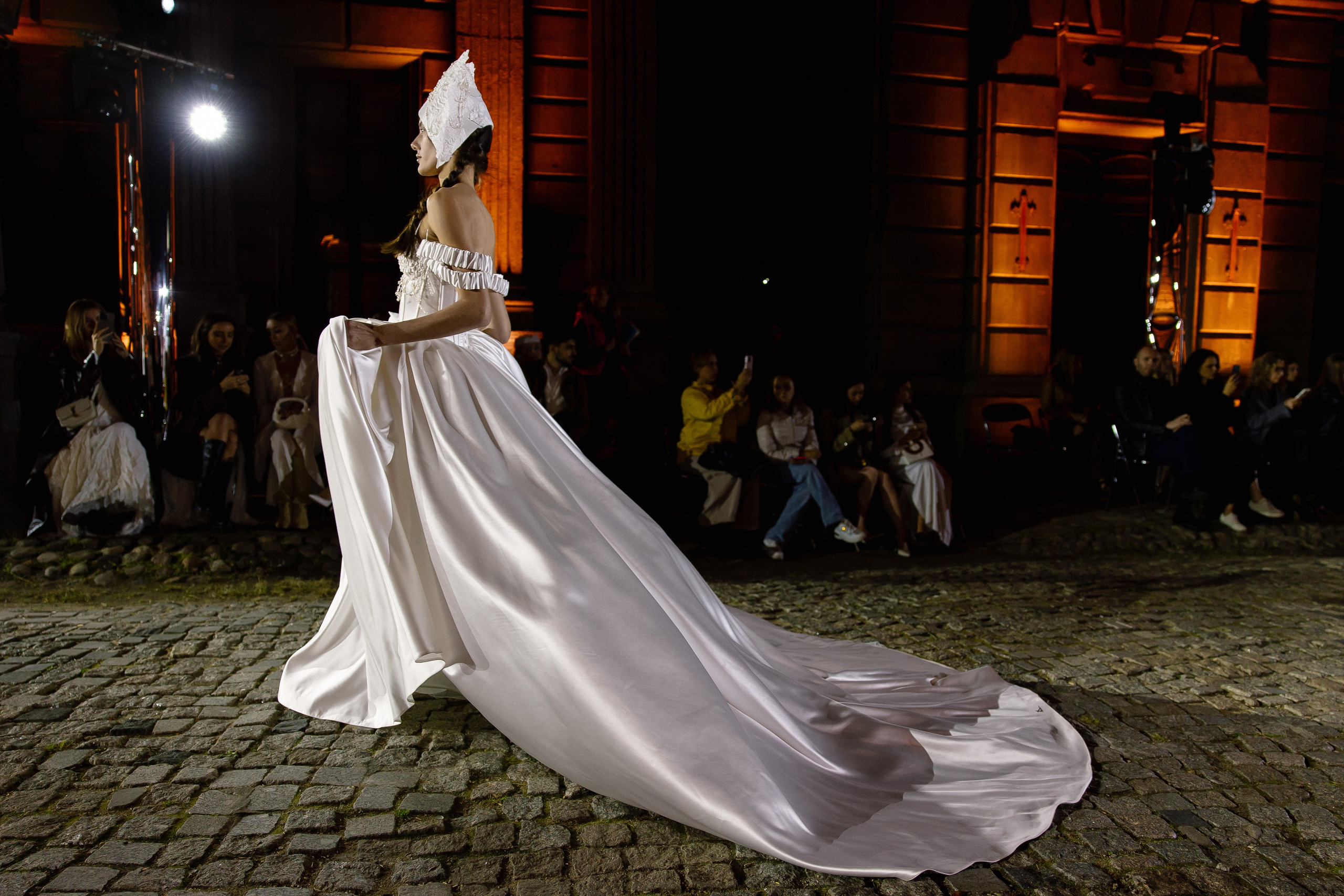 Rara Avis Fashion Show 2025. Свадебный фотограф Москва и Санкт-Петерург Артем Мамонов