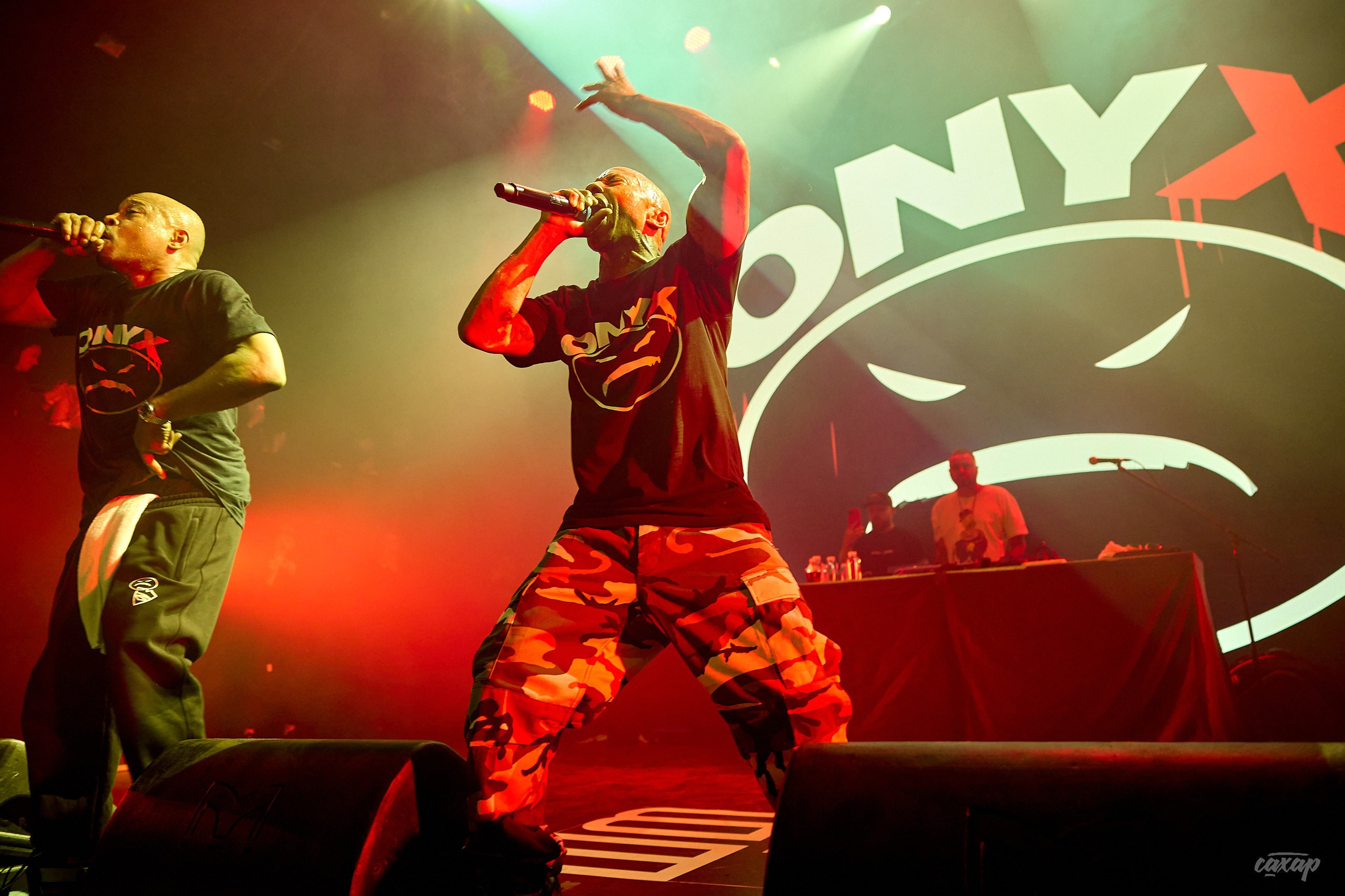 ONYX. Профессиональный фотограф в Екатеринбурге Юра Сахар