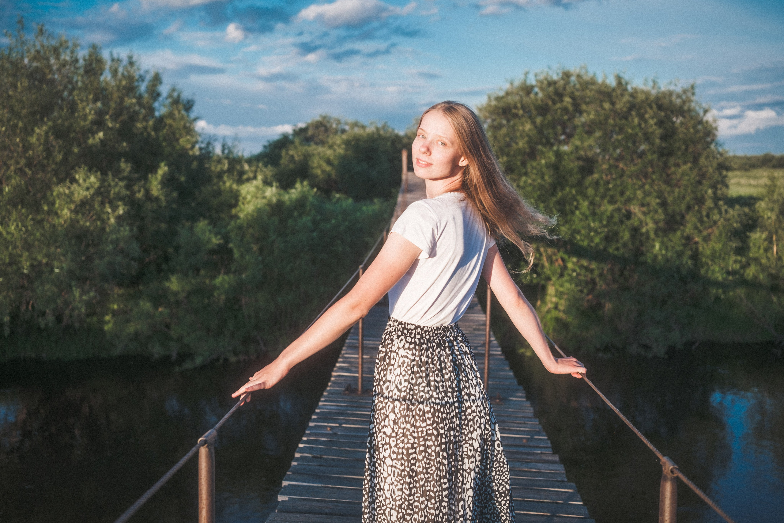 Полина на мосту. Фотограф в Москве Максим Скоробогатов