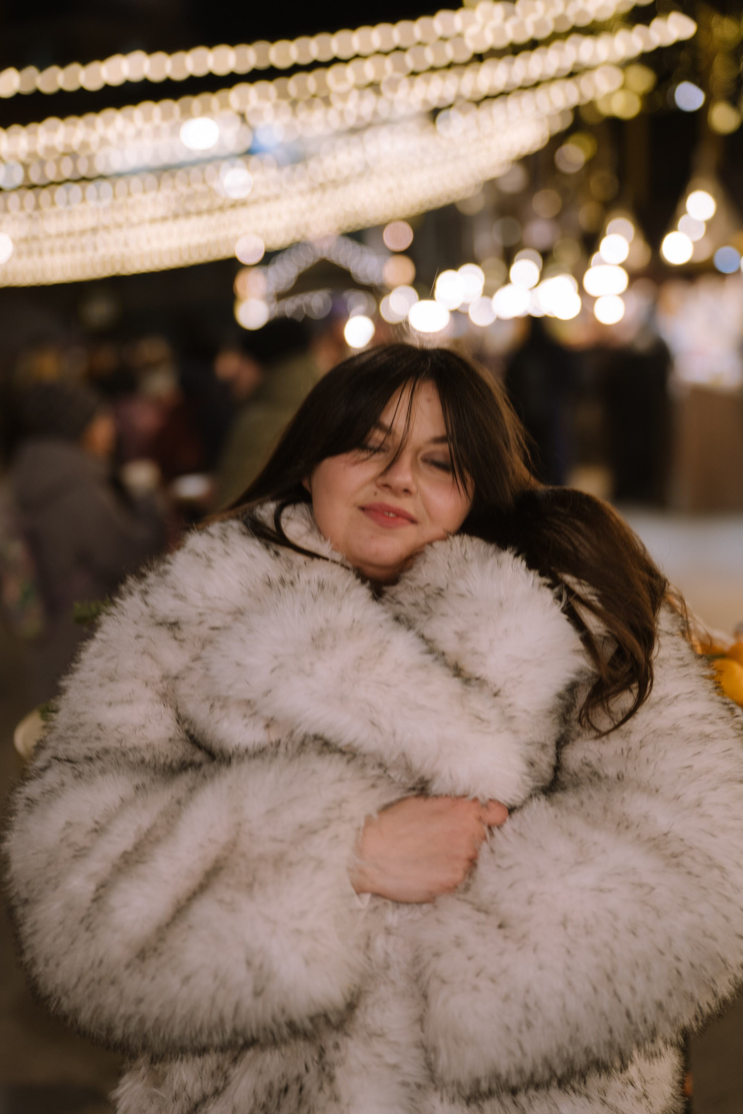 ПРОГУЛКА НА МАНЕЖНОЙ ПЛОЩАДИ ДЛЯ ДЕВУШКИ ПЕРЕД НОВЫМ ГОДОМ (НОВОГОДНЯЯ ФОТОСЕССИИЯ НА МАНЕЖНОЙ ПЛОЩАДИ). Профессиональный фотограф, Санкт-Петербург — Виктория Богомолова