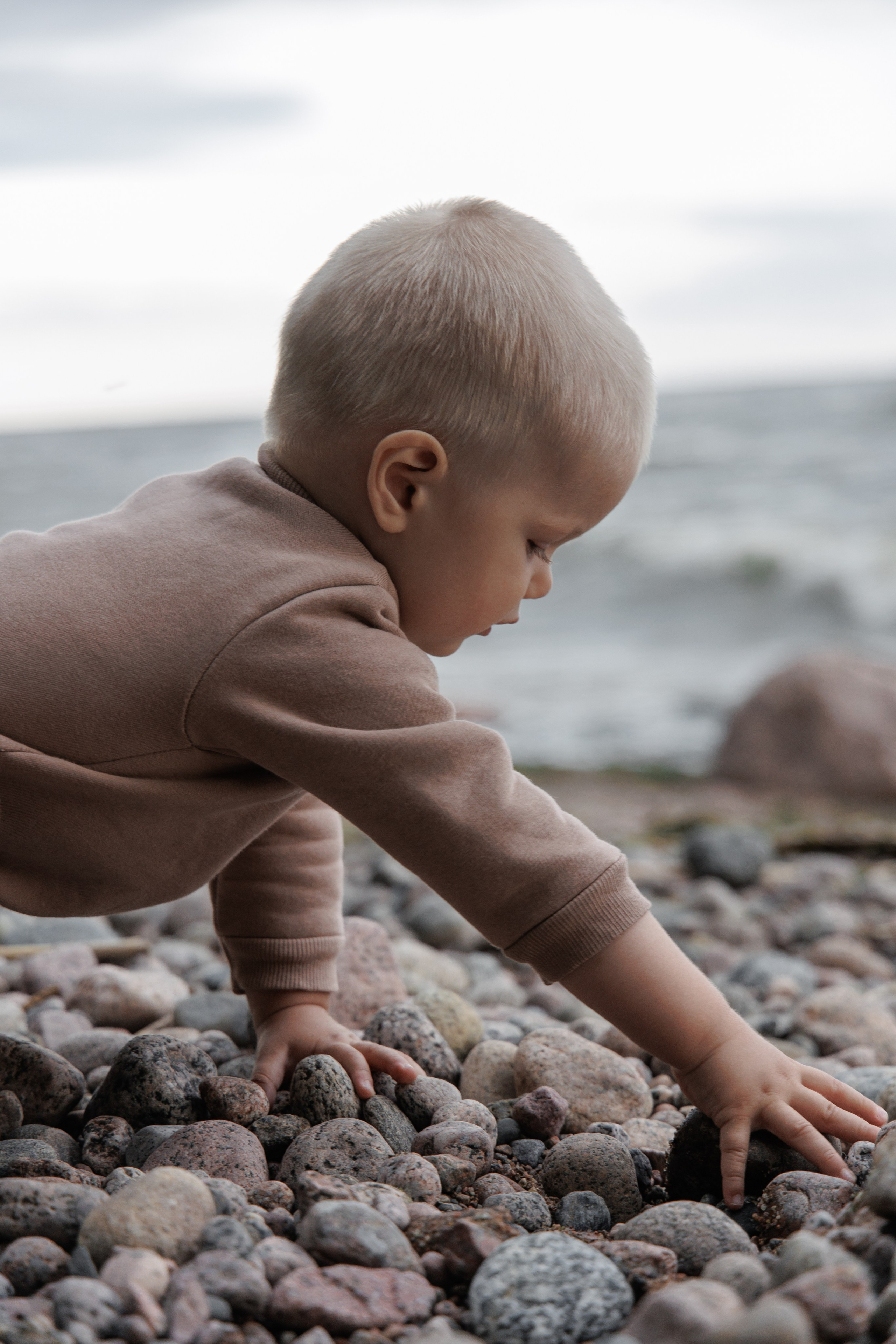 Тоня и Ванечка на берегу Финского залива. Фотограф в Санкт-Петербурге Аня Григорьева ♡