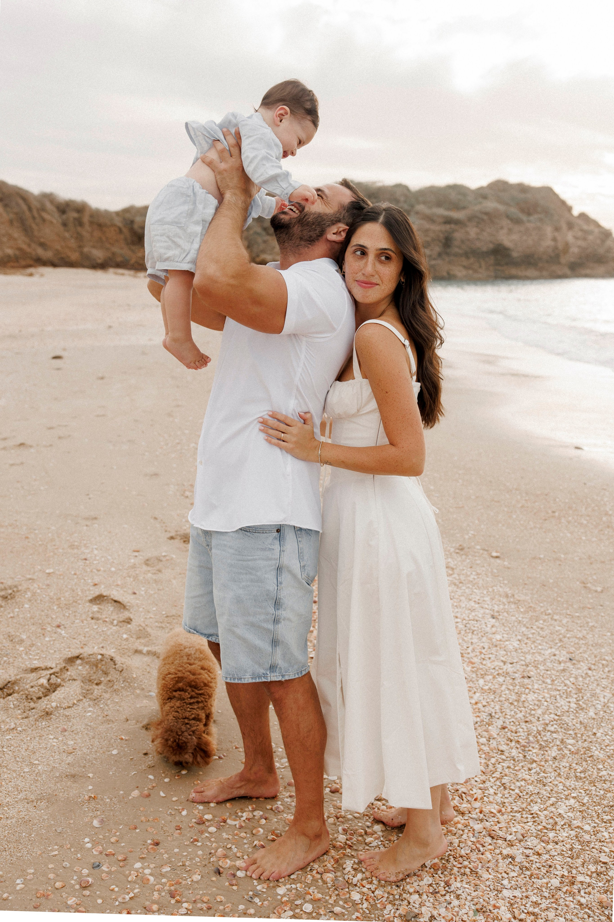 First year family photos near the sea. Главная