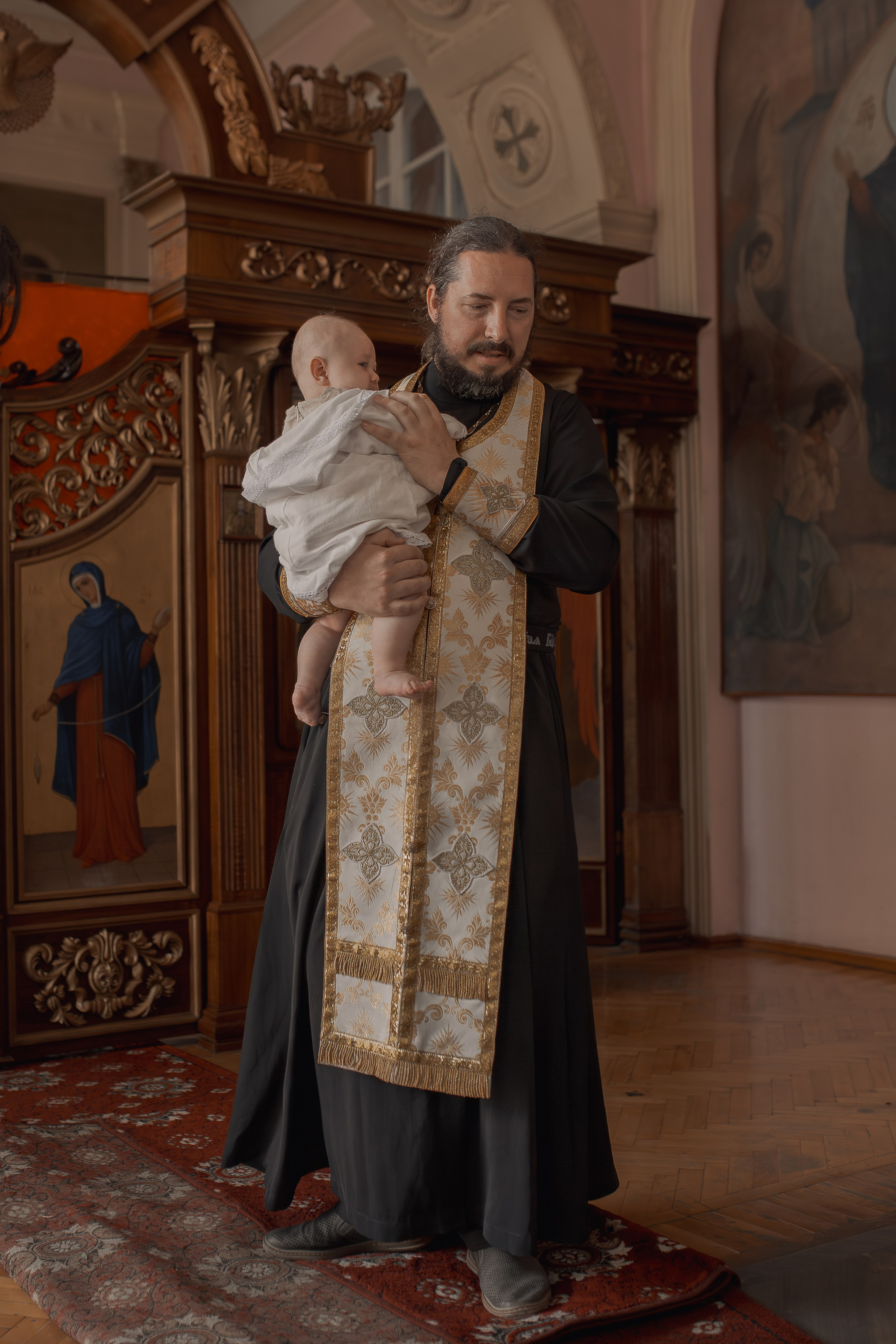 Крещение Валерии. Фотограф на Крещение и Венчание в Ташкенте