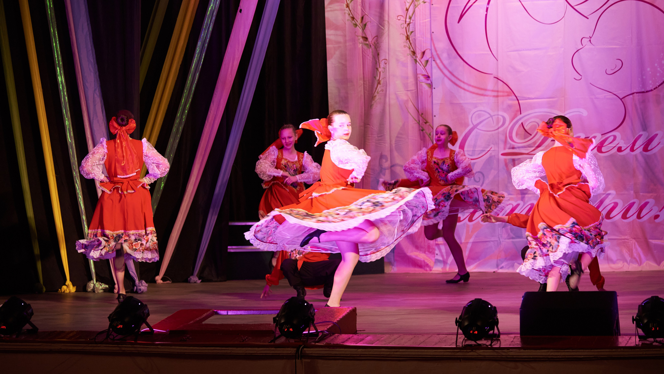 Концерт «Свет маминой любви». [fXph] Фотограф Масликов Илья. Съёмка мероприятий в Ленинске-Кузнецком