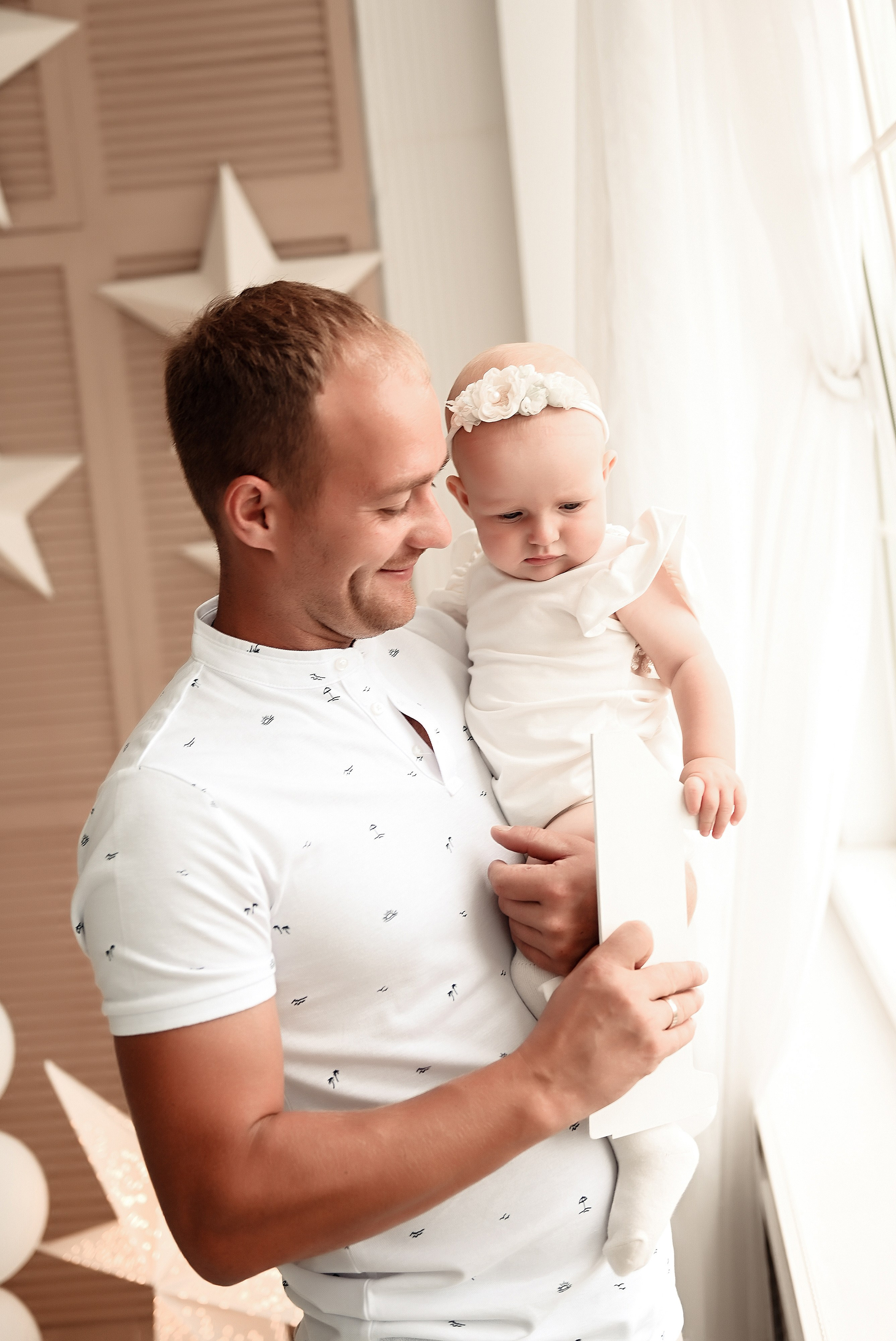 Студийные семейные, детские, индивидуальные фотосессии. Свадебный, семейный, детский, контент фотограф в Омске Максим Ильин