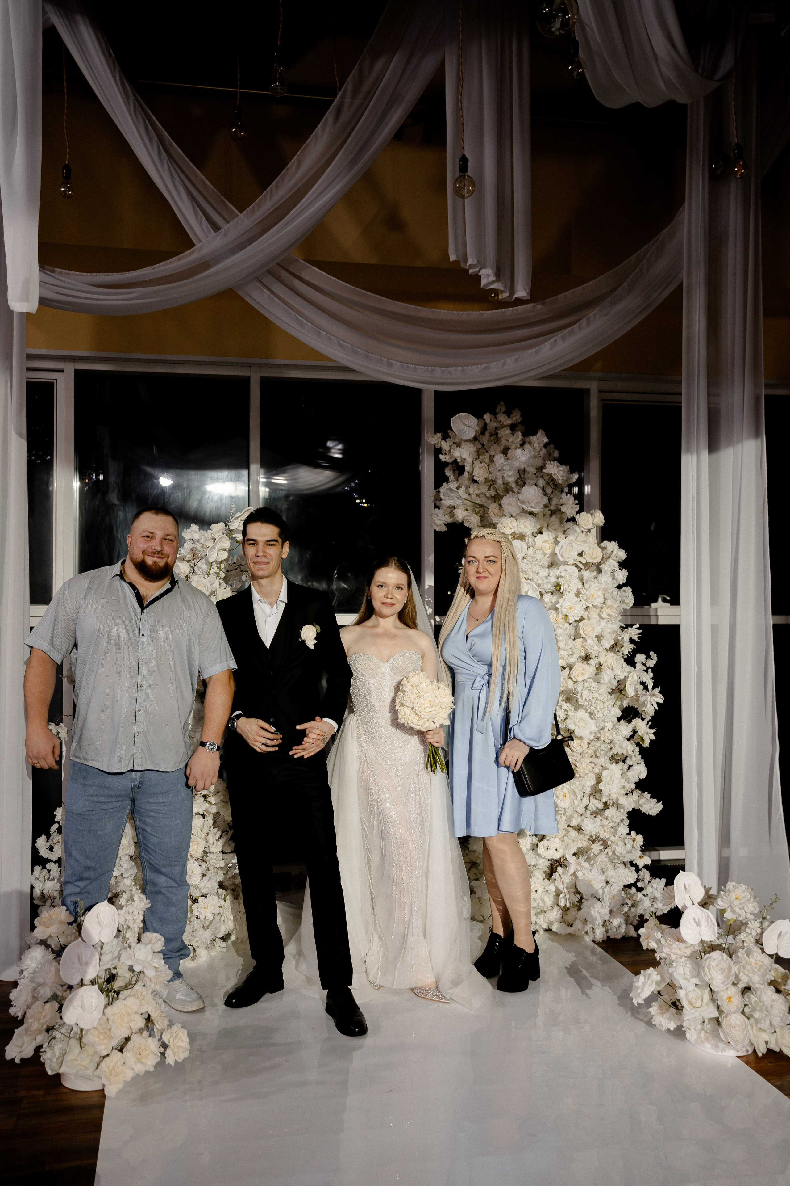 СВАДЕБНАЯ СЬЕМКА СБОРОВ В ОТЕЛЕ И ВЫЕЗД НА ЦЕРЕМОНИЮ (СНЯТО В СИБИРЕ В НИЖНЕВАРТОВСКЕ). Профессиональный фотограф, Санкт-Петербург — Виктория Богомолова