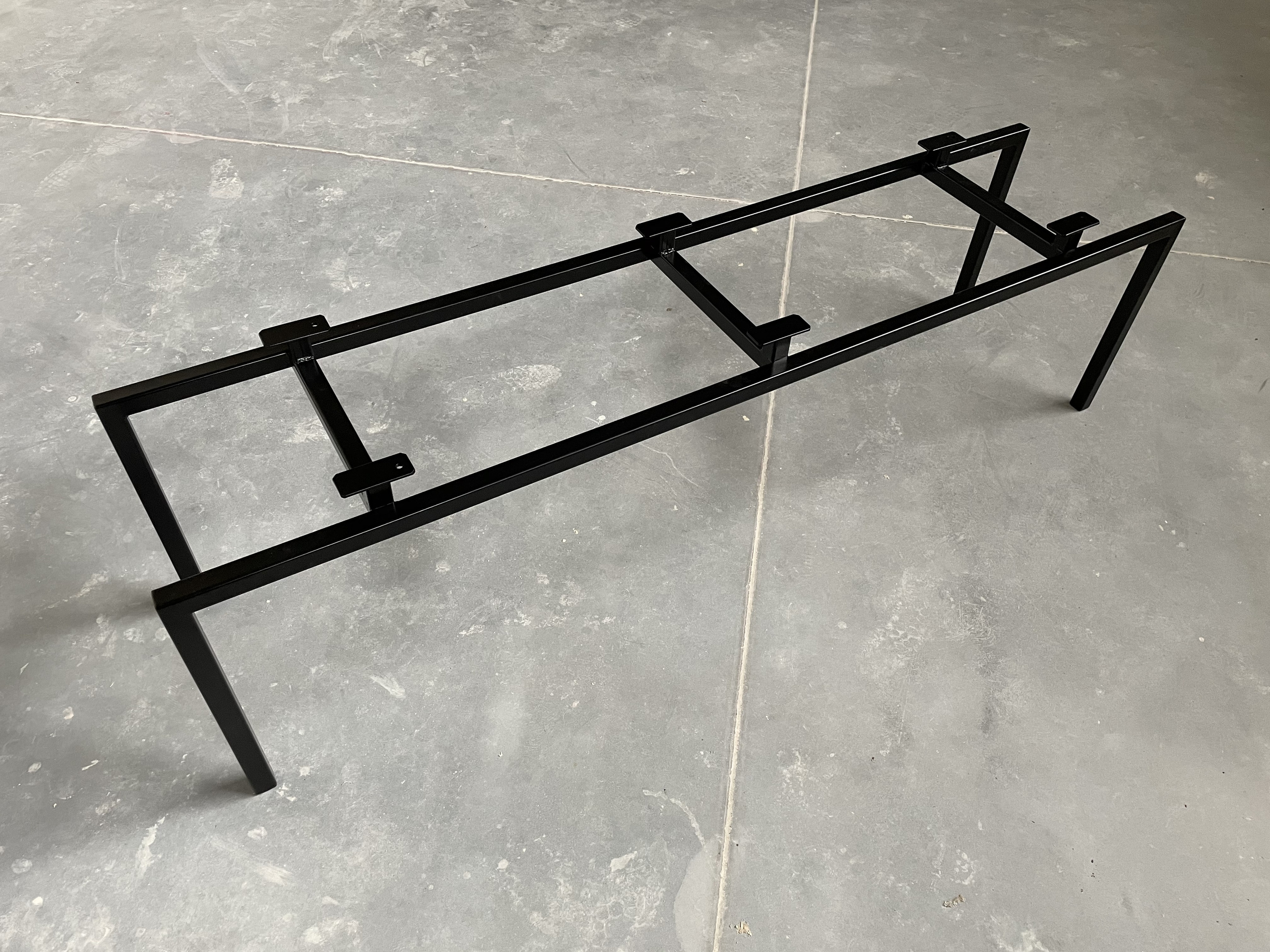 Столешницы и подстолья. Klauzevits Workshop