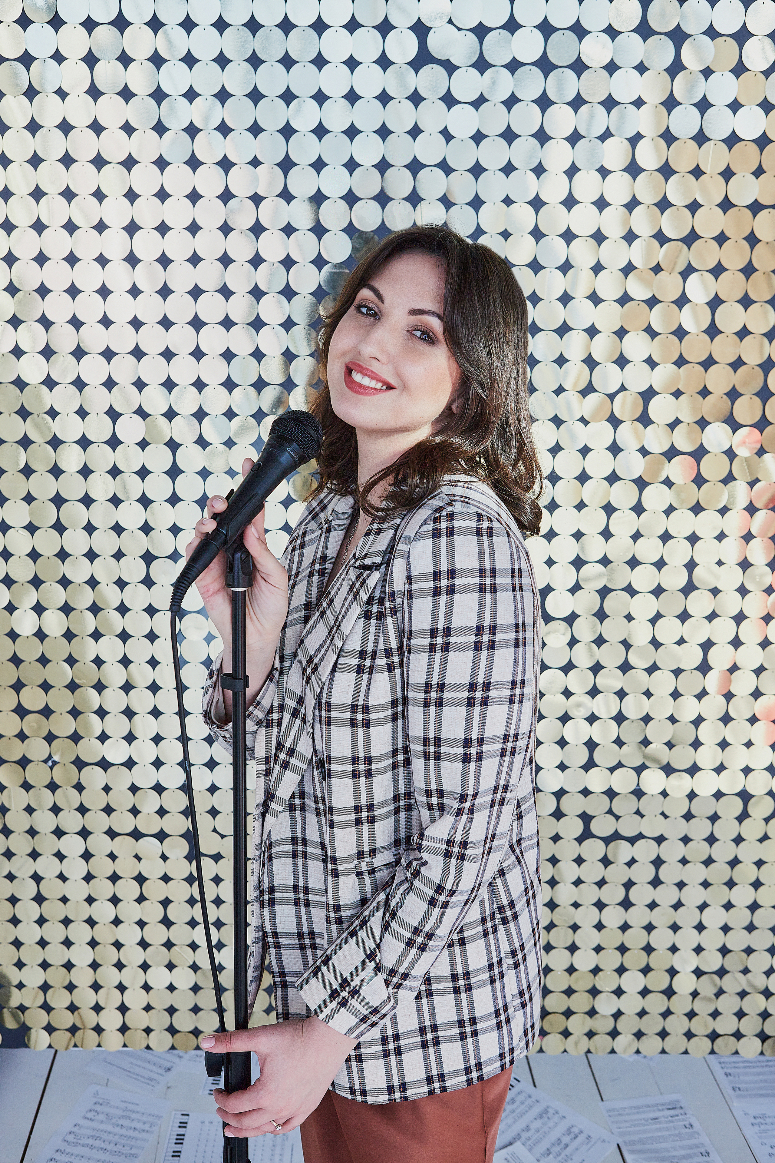 Елена (музыкант). Главная