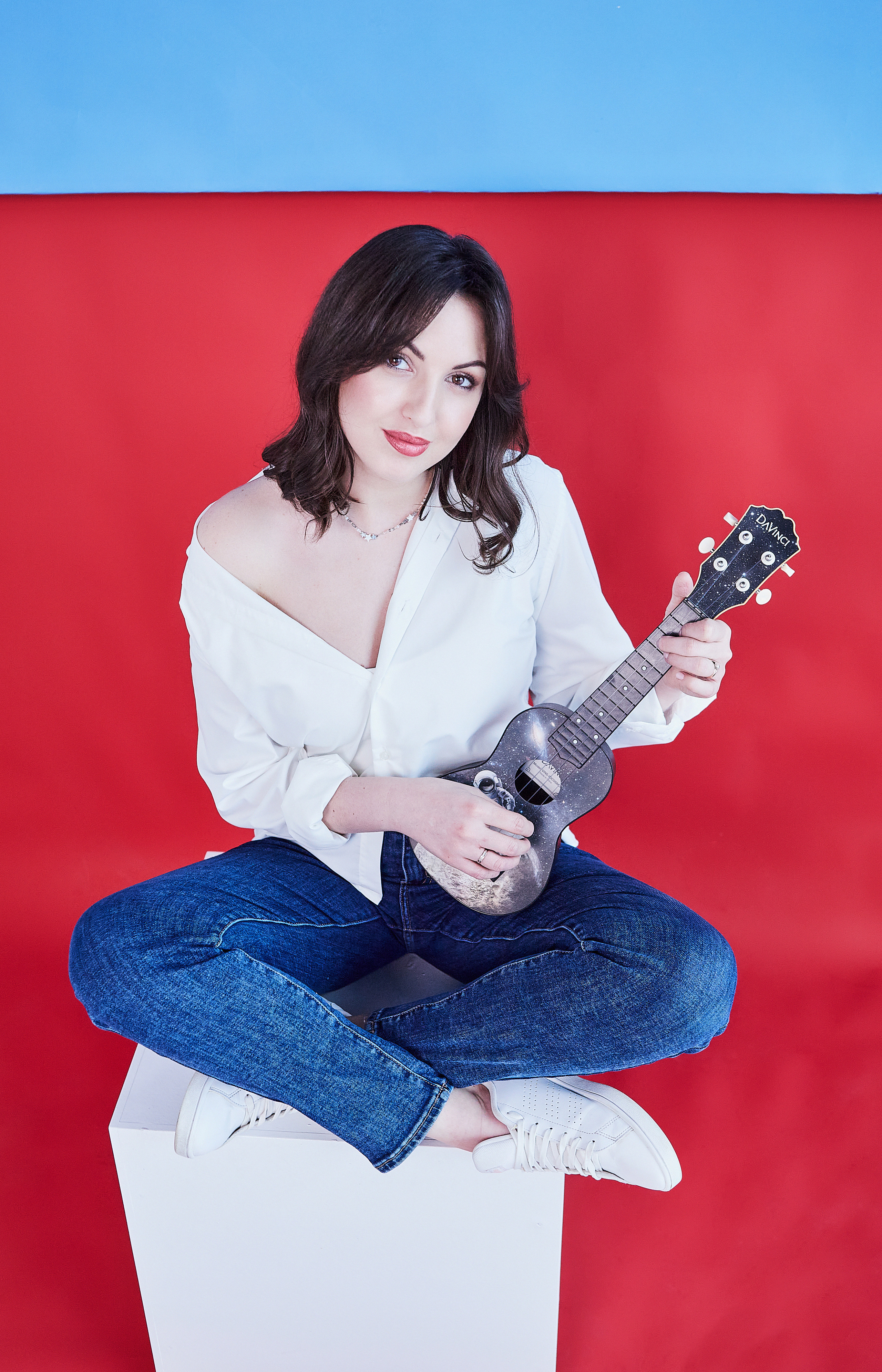 Елена (музыкант). Главная