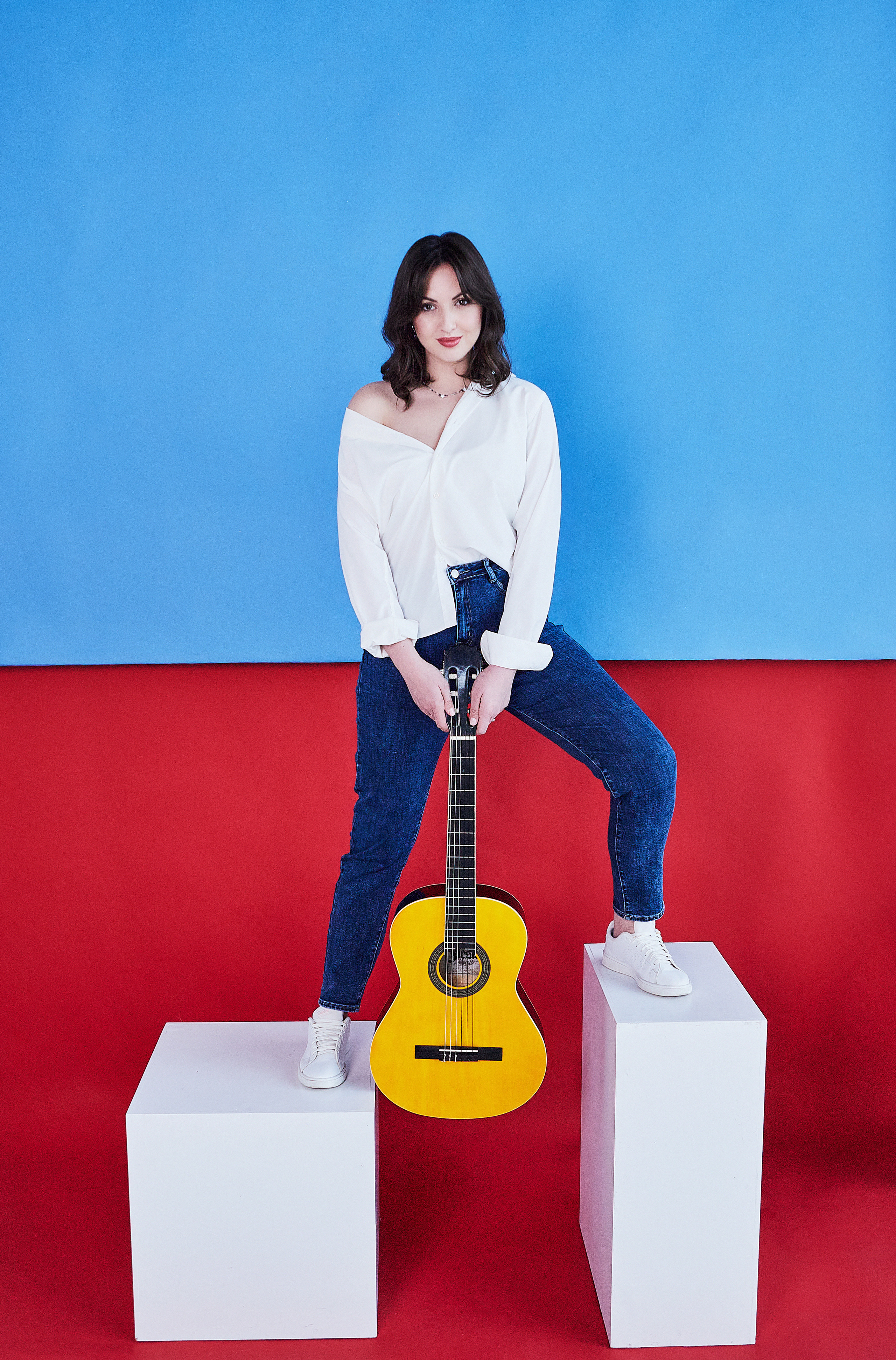 Елена (музыкант). Главная