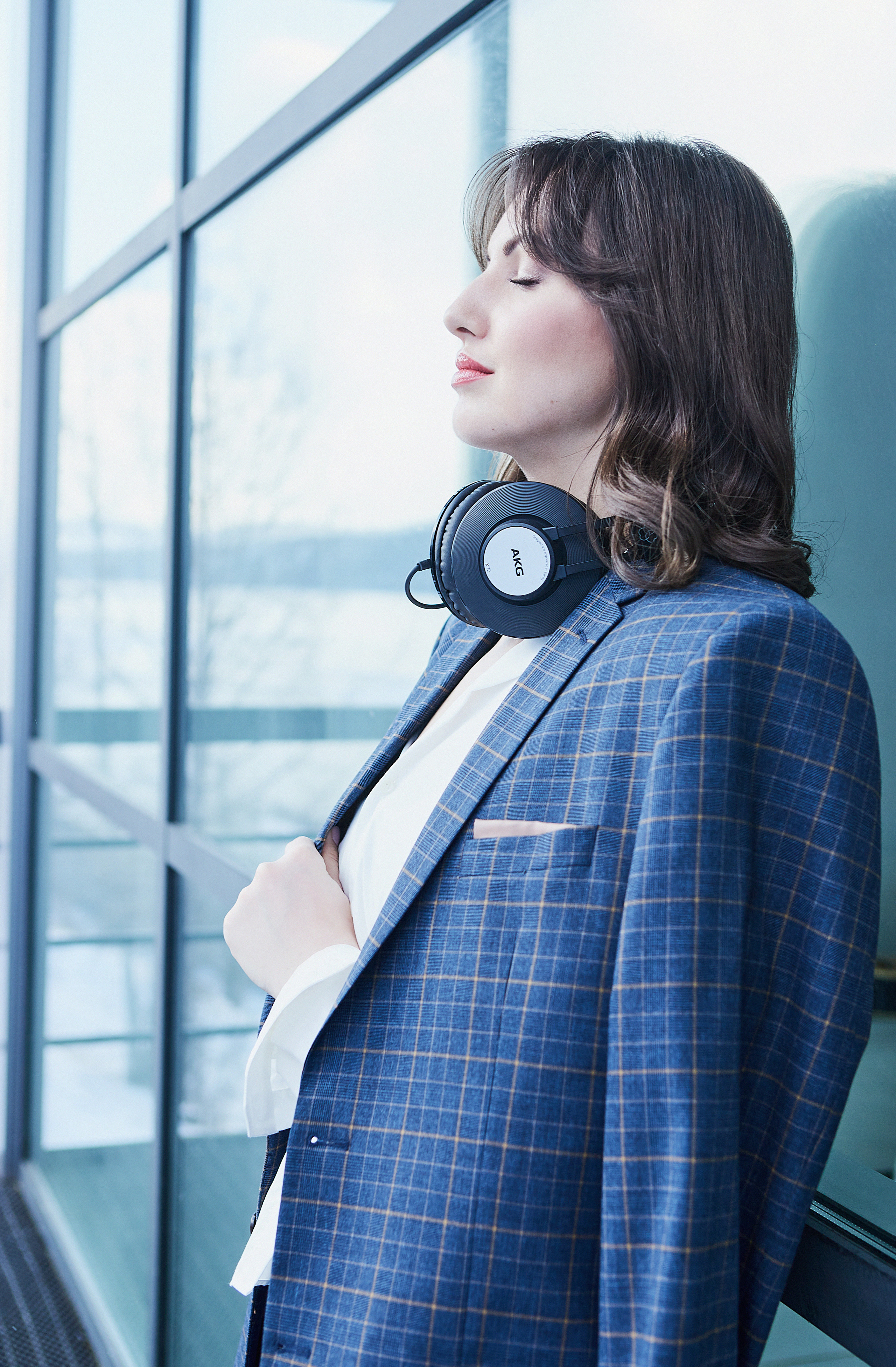 Елена (музыкант). Главная