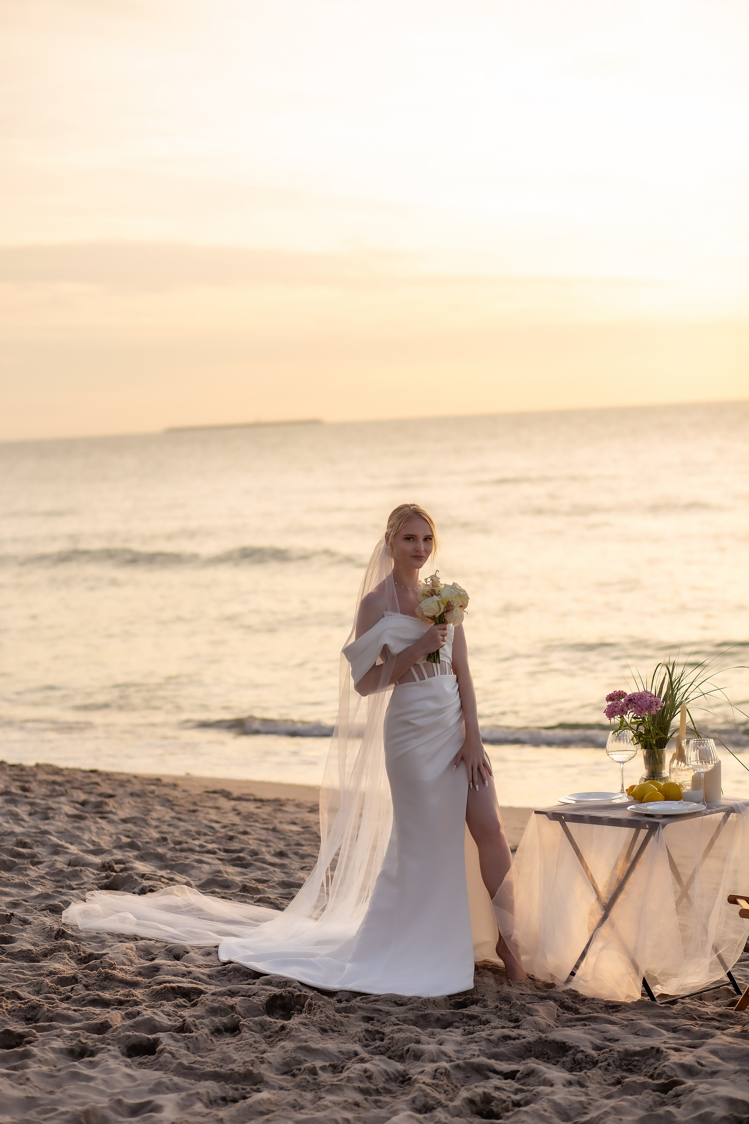 Александра и Влад. На закате. Фотограф в Калининграде Решетникова Алина