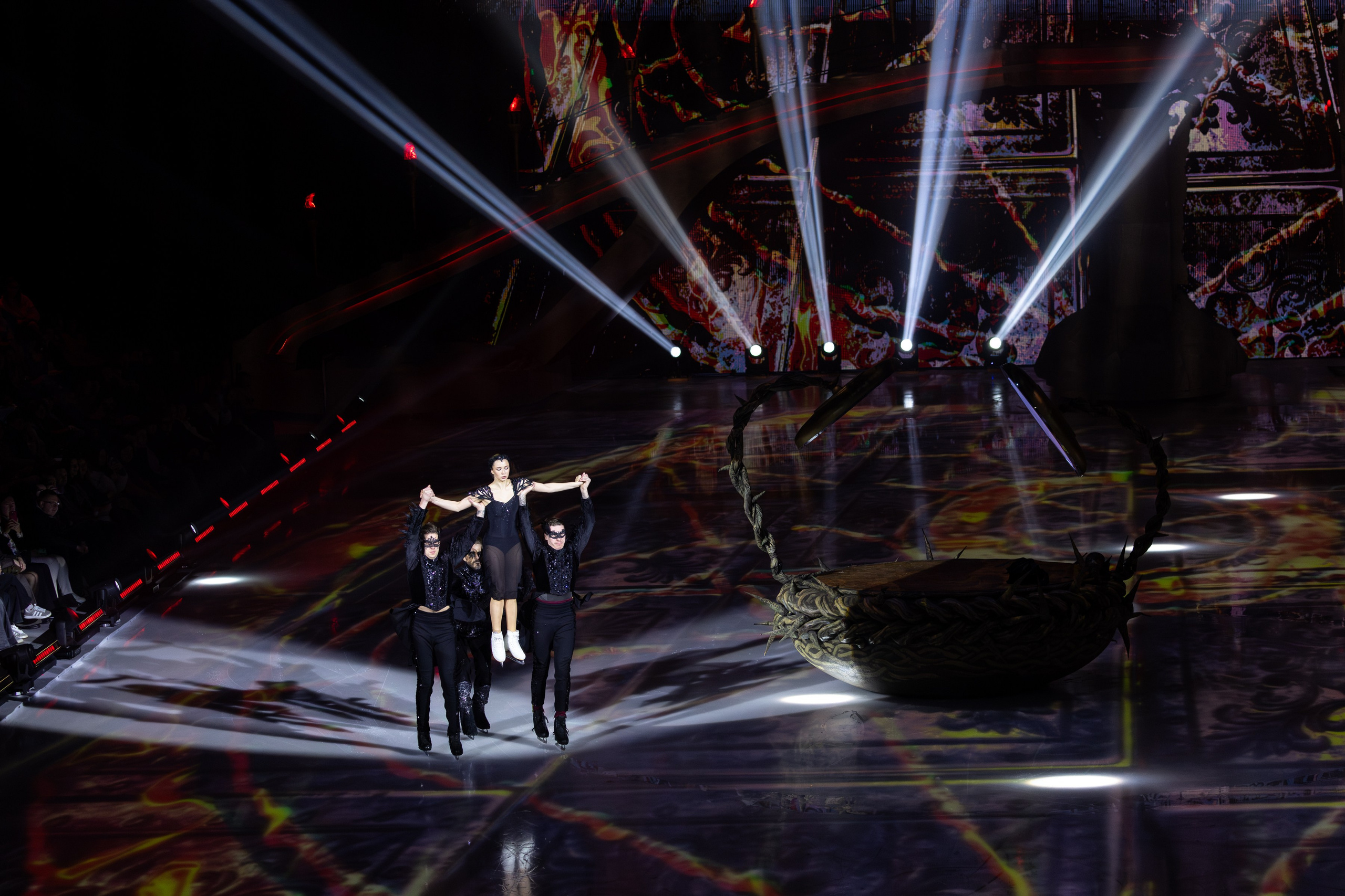 ЛЕБЕДИНОЕ ОЗЕРО