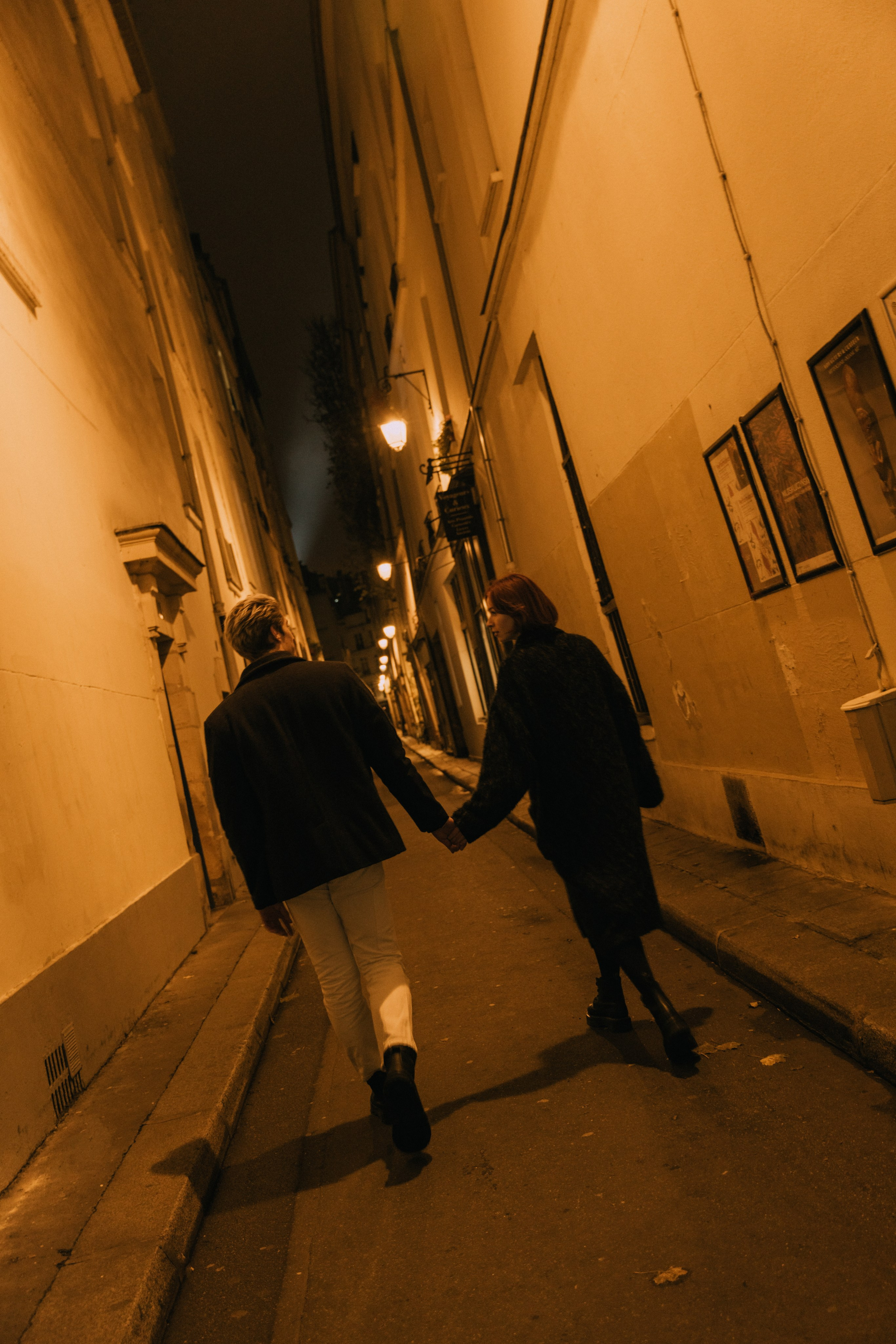 Why am I so crazy about her. Photographer in Paris