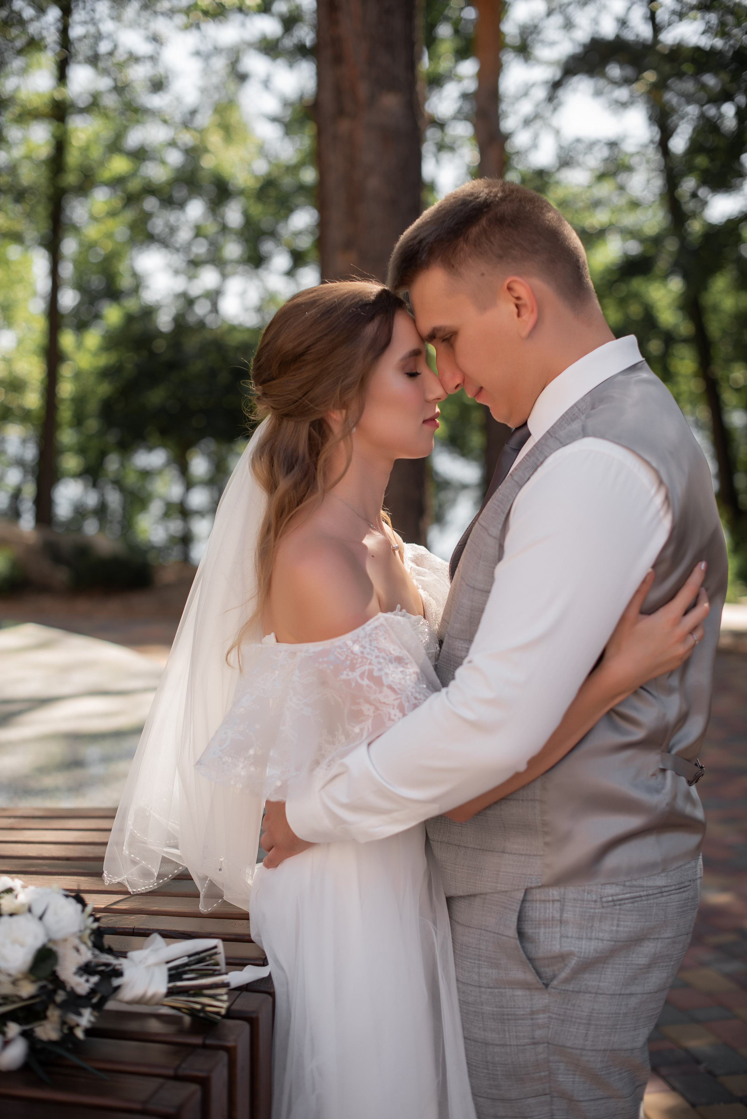 Свадебный альбом 12.08.23 – лучшие кадры с торжества. Свадебный фотограф в Миассе Татьяна Ружникова