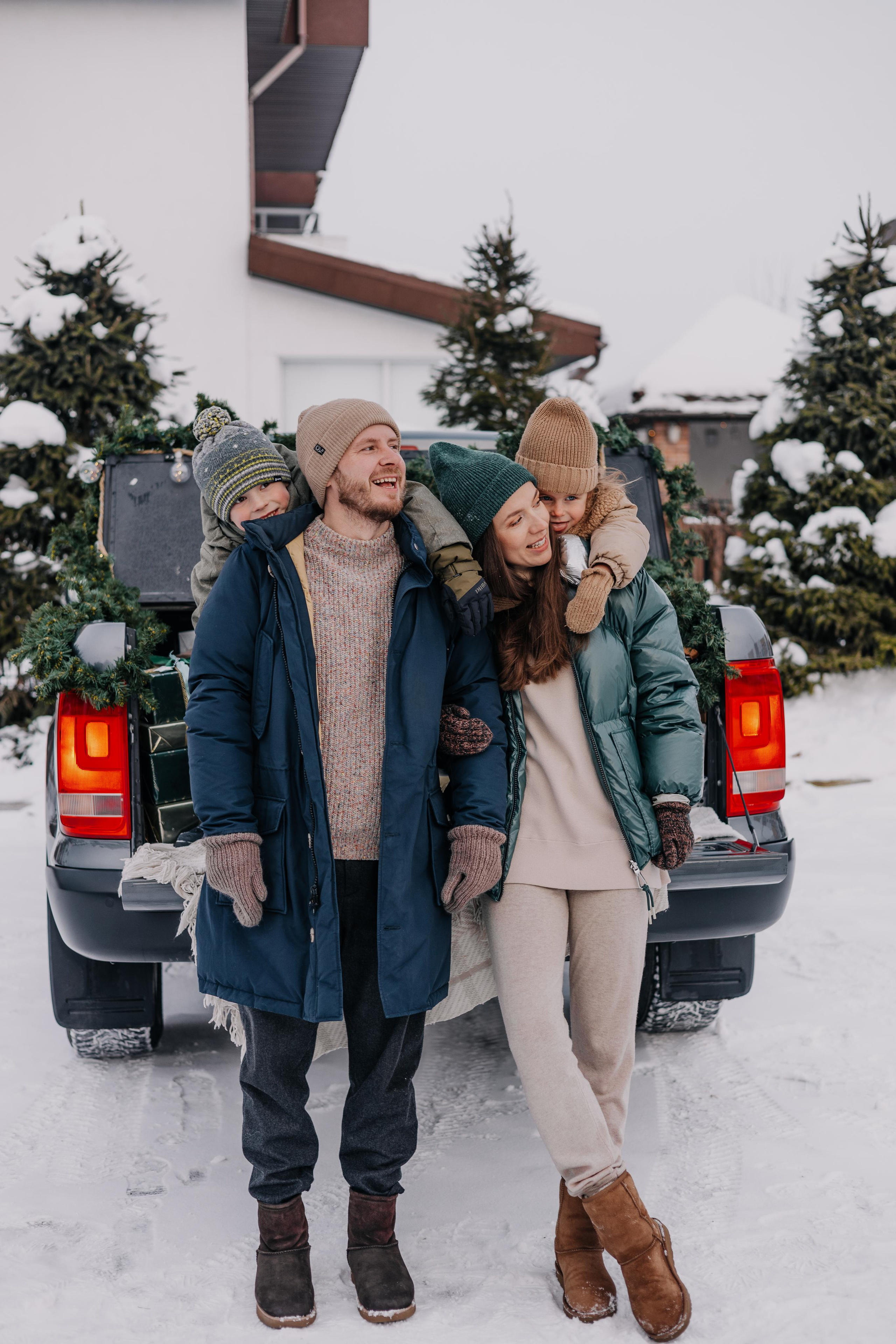 Семья, зима, пикап. Marina Shakirova Photography