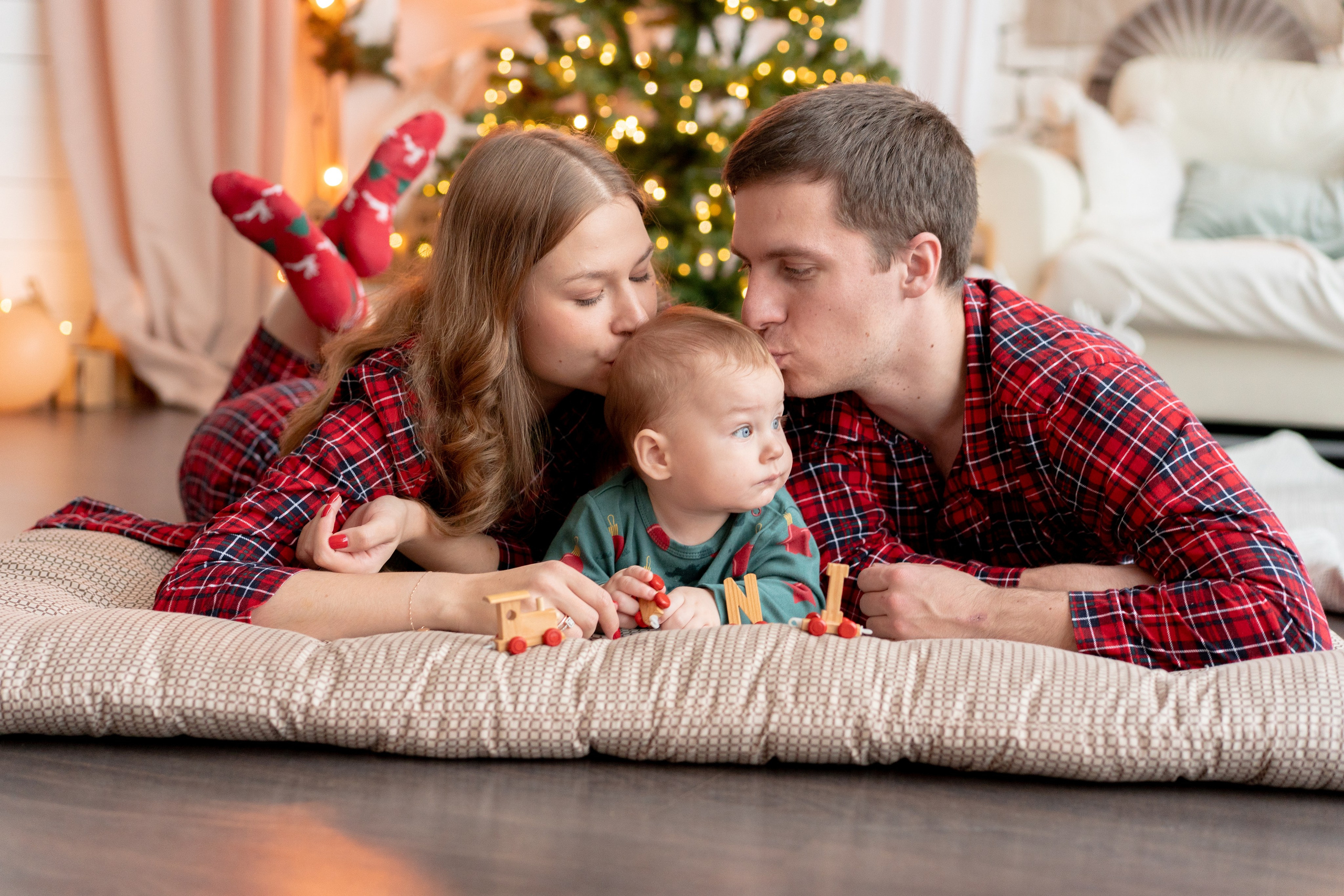 Алёшка с мамой и папой!. Детская, семейная фотостудия в Санкт-Петербурге