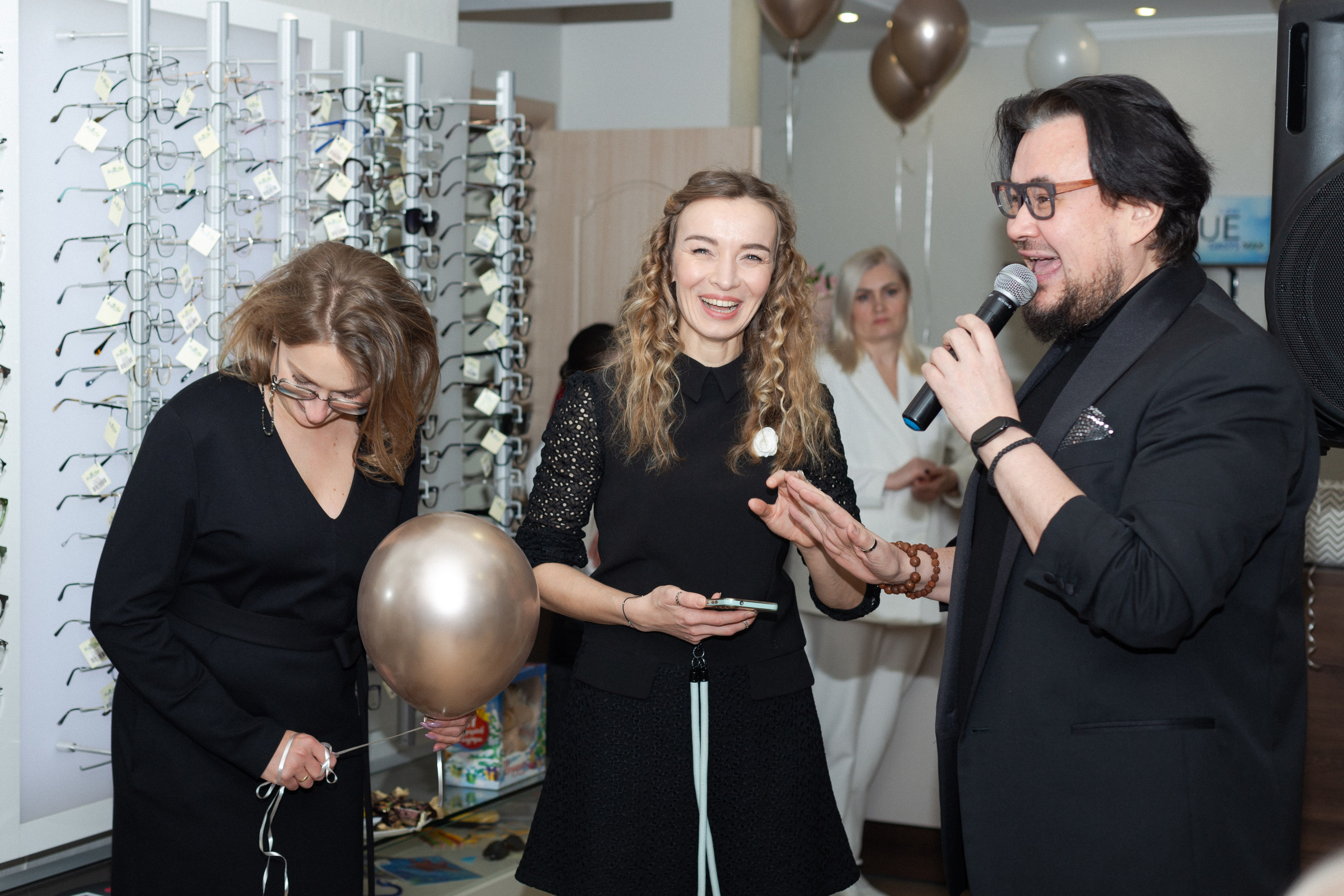 День рождения оптики «Вижу мир». Ирина Квасова | Фотограф в стиле VOGUE | Тюмень