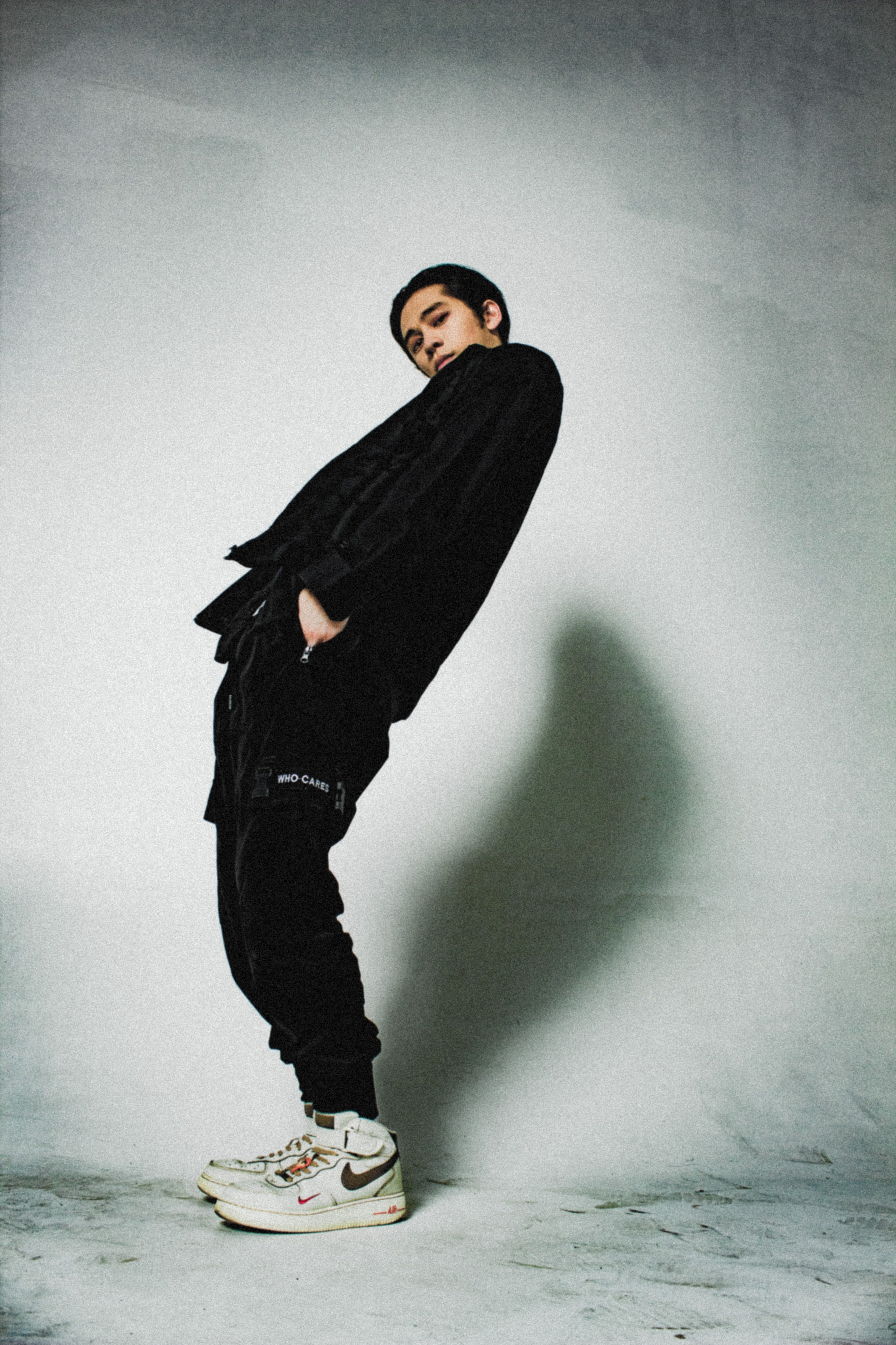 Денис. Профессиональная студийная фотосъёмка | портрет, арт | Виталий Горбачёв