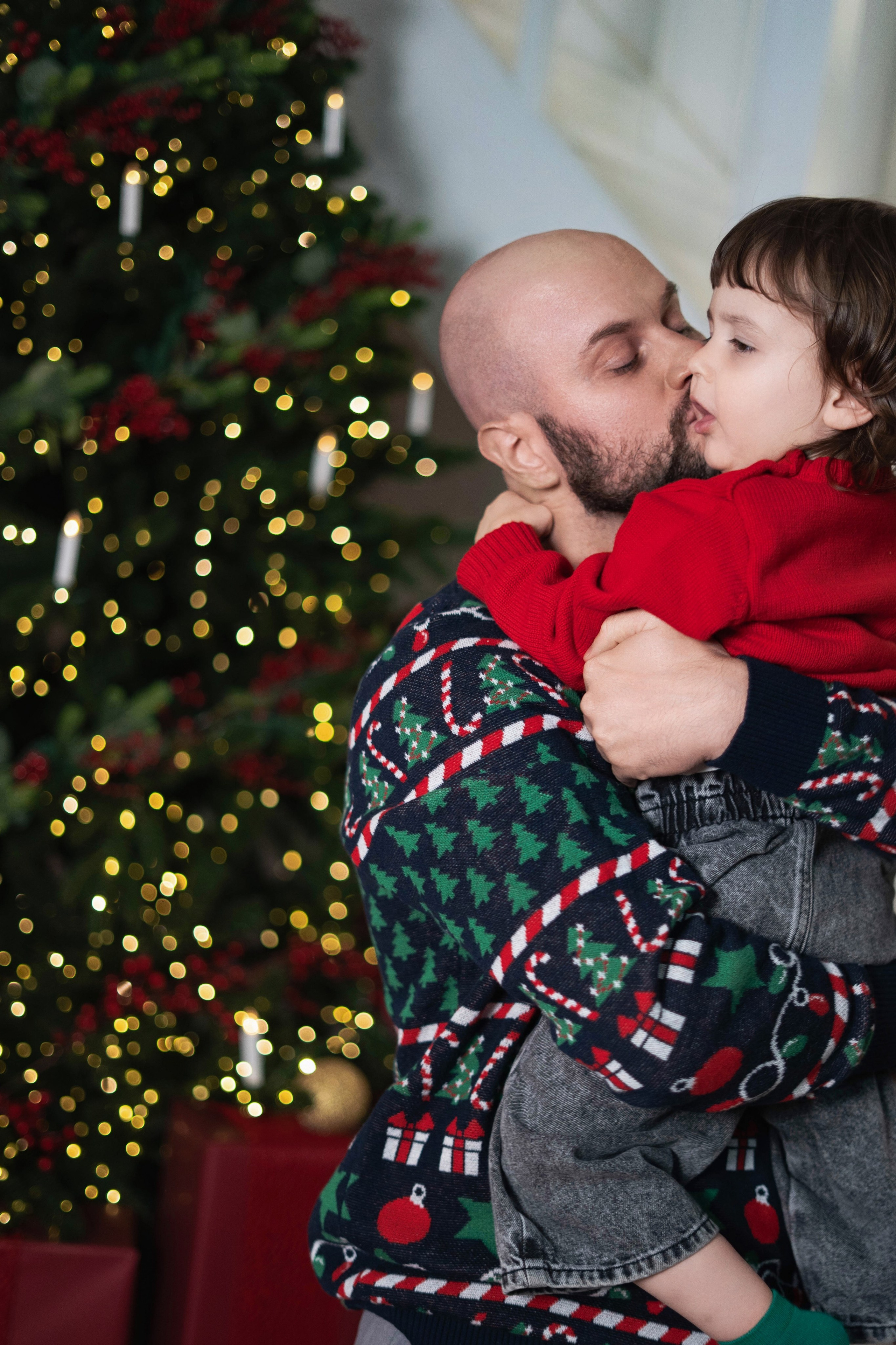 Семейная съемка в новогоднем интерьере. Профессиональный Фотограф в Сочи Марина Ситкина