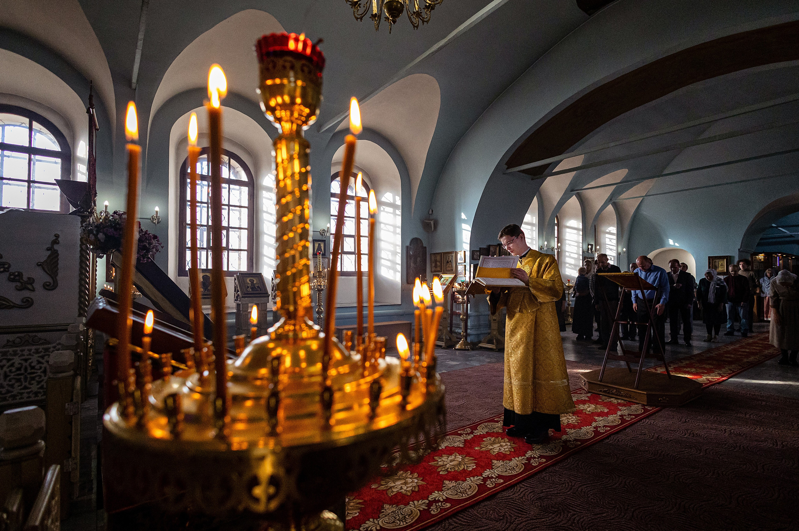 Литургия в Введенском соборе, г. Карпинск. Александра, репортажный и событийный фотограф