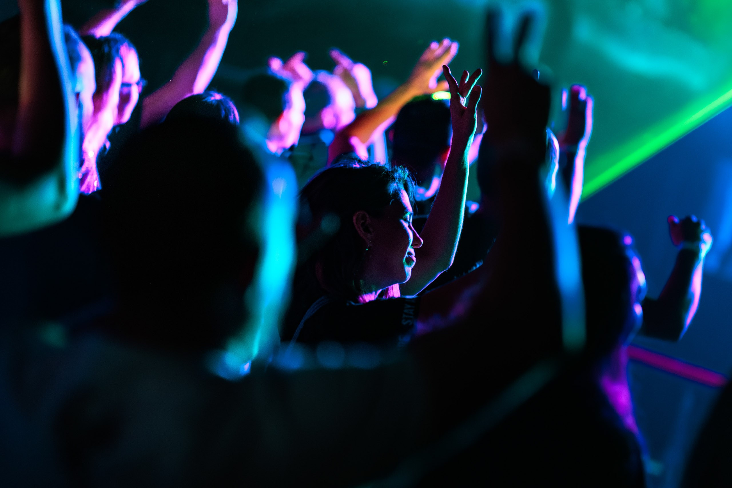 06.09.25 Suanda. Репортажный фотограф Екатеринбург | Яркий, качественный репортаж | Концерты, клубы, репортаж, праздники, корпоративы