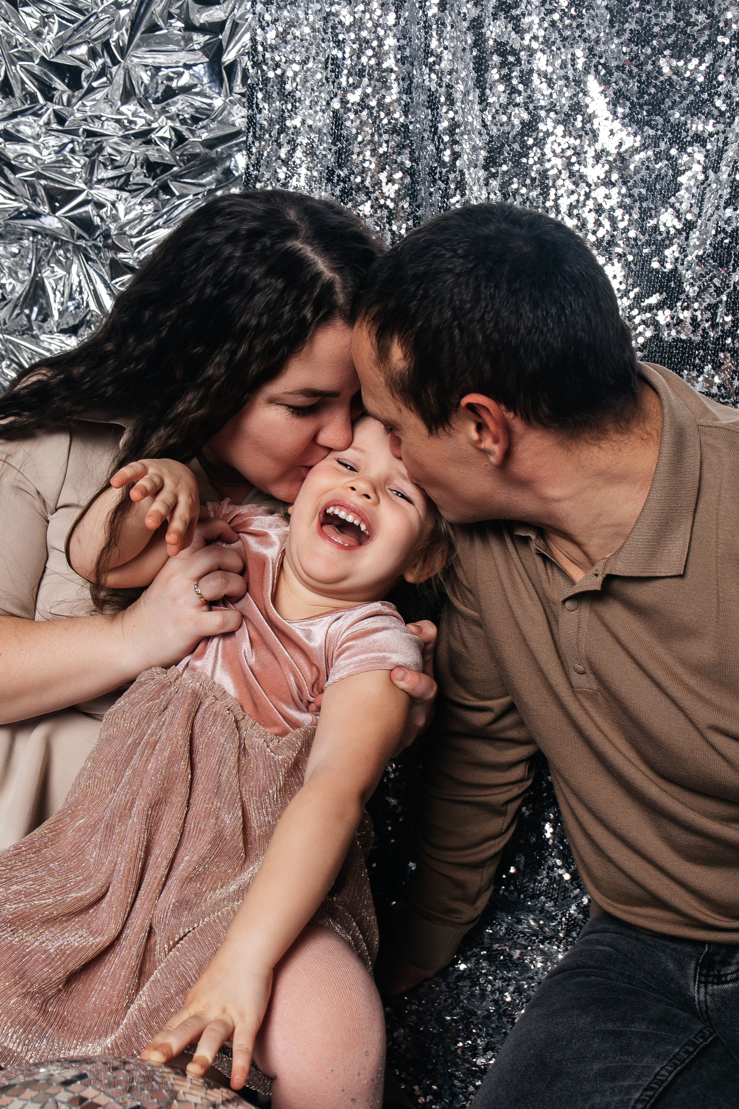 Владимир, Александра и Ксения. Семейный, свадебный и портретный фотограф в Саратове Мария Засыпкина