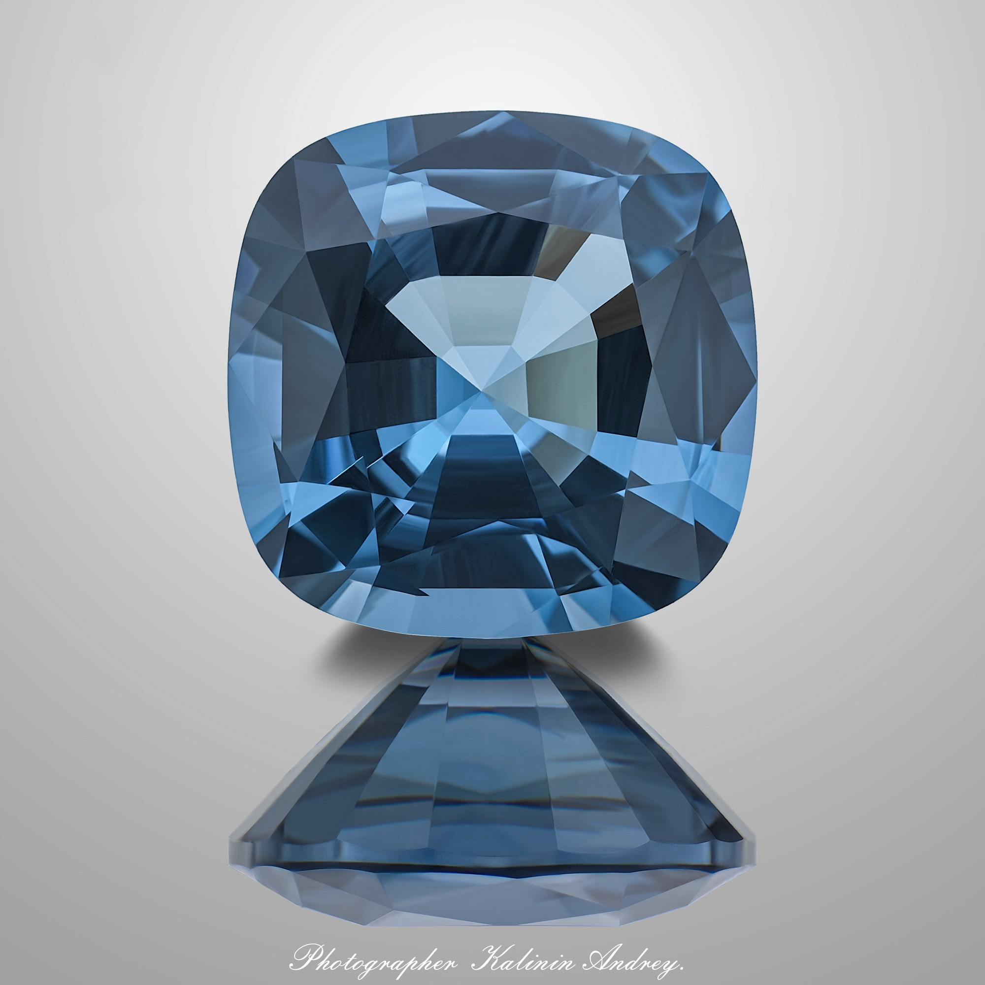 Фотографии в большом разрешении драгоценных камней на продажу купить тел +79 660 031 307. Высококачественная профессиональная рекламная фотосъёмка ювелирных украшений, драгоценных камней в Москве. Обучение, консультация