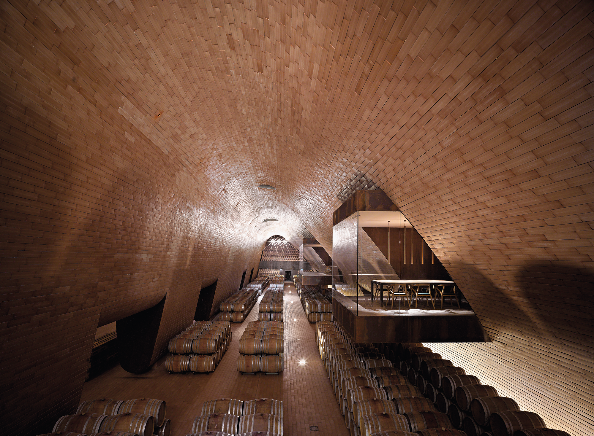 Nuova Cantina Antinori (Италия). Фотограф для маркетплейсов Михаил Бове