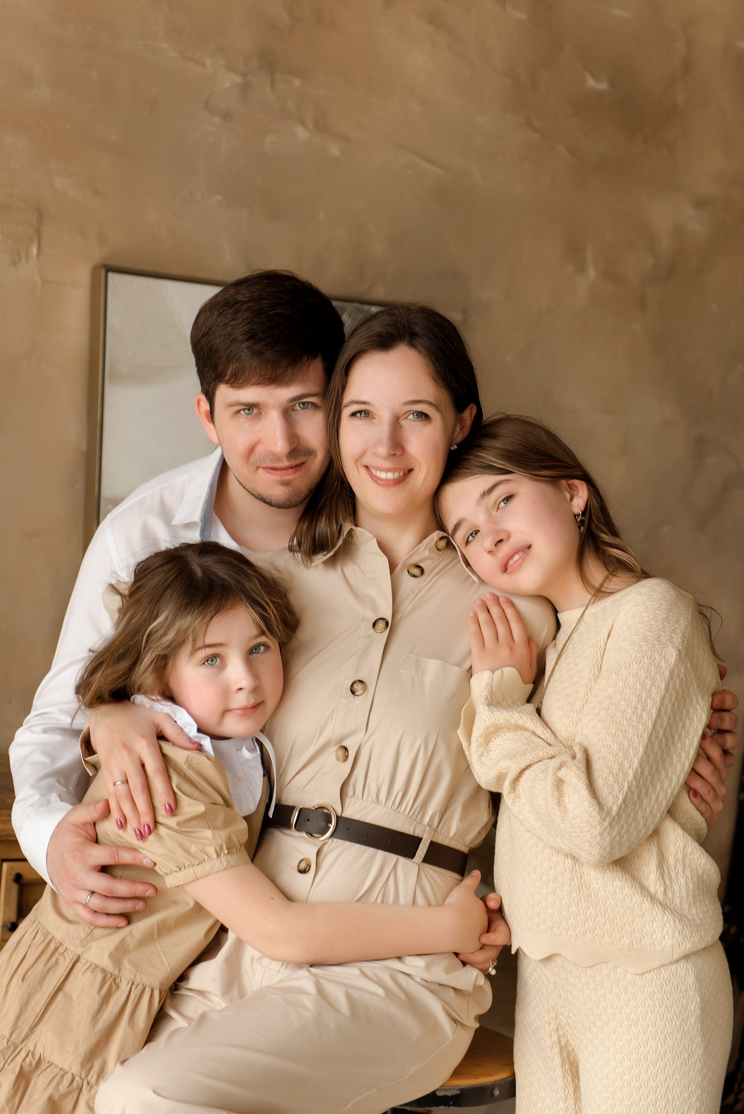 Семейная съёмка в студии. Детский фотограф в Долгопрудном и Москве