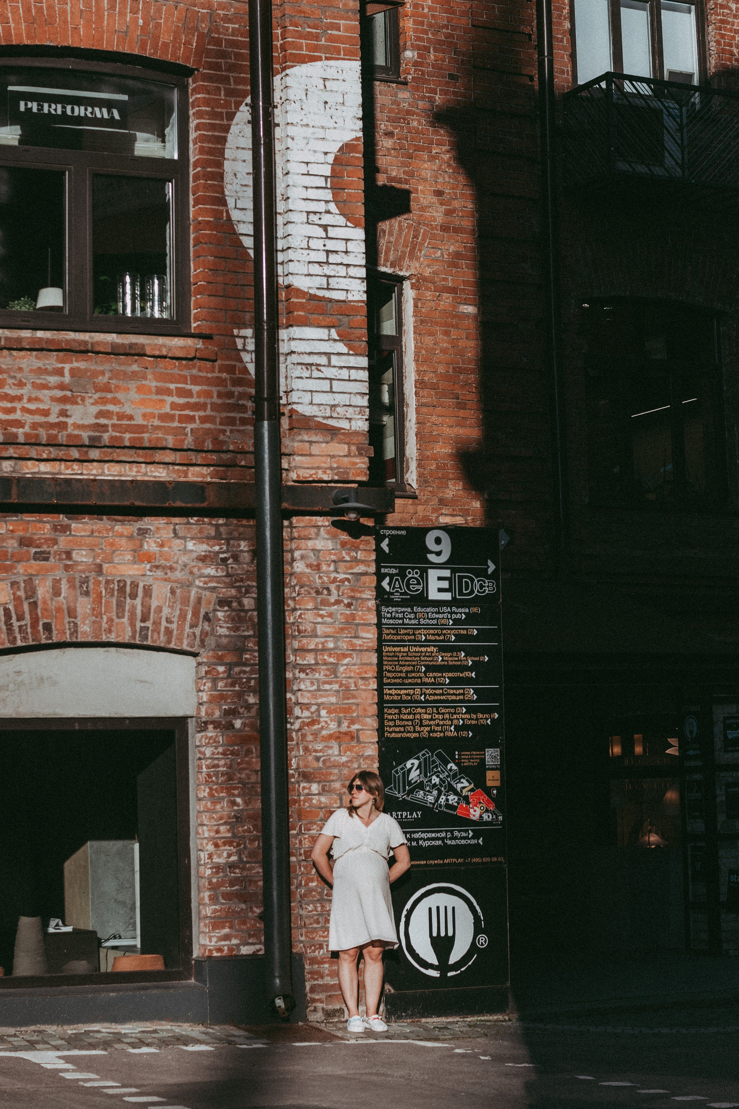 Лиза — в пути, мама — на Артплее!. Семейный и детский фотограф в Москве