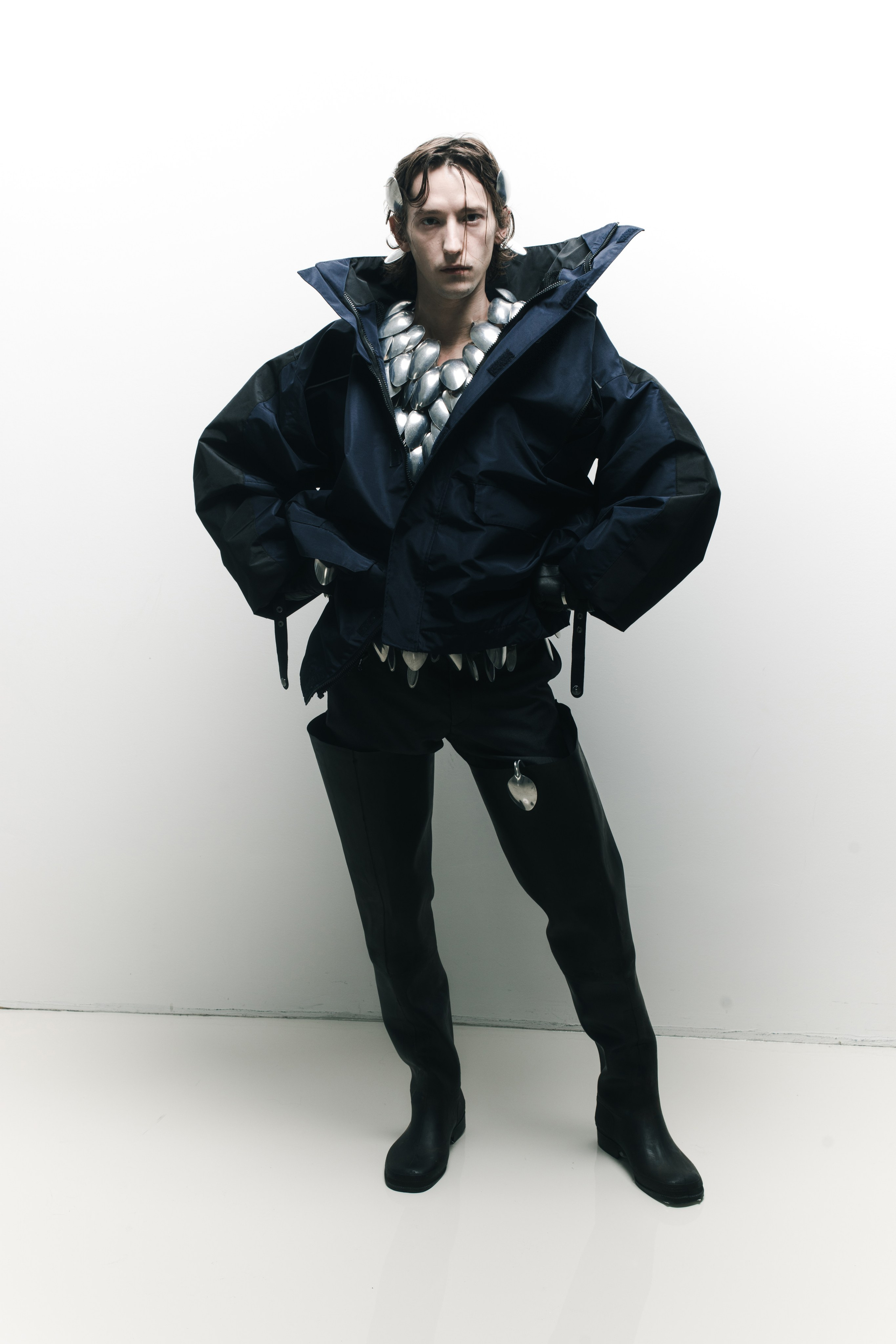 SILVER VEST. TUTSARKIS — Art Director | Stylist | Photographer