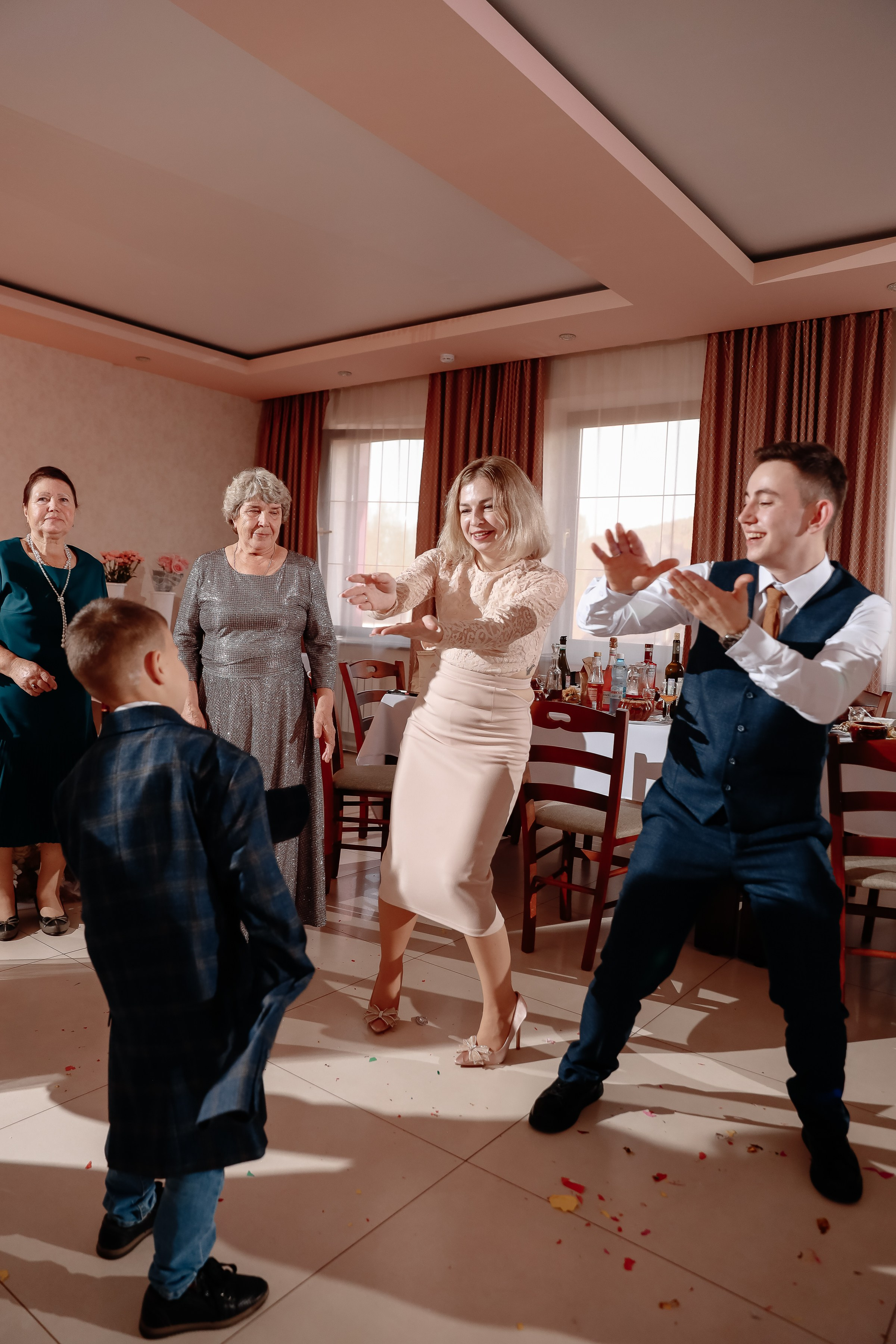 Евгений Анастасия. Свадебный и семейный фотограф Белово Анастасия Пьянкова