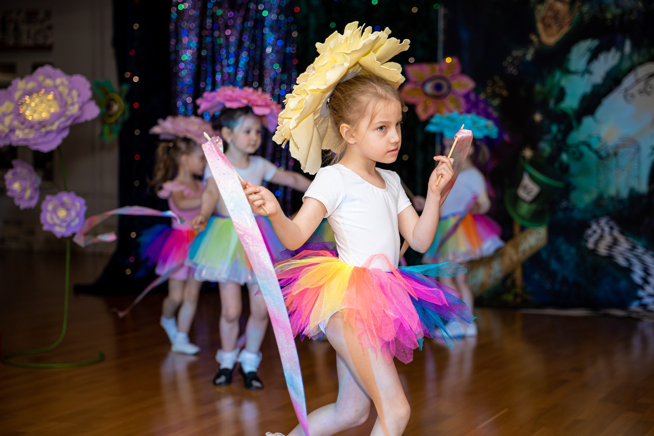 Фотосъемка детского выступления «Алиса в стране чудес». Ирина Носова - семейный и детский фотограф