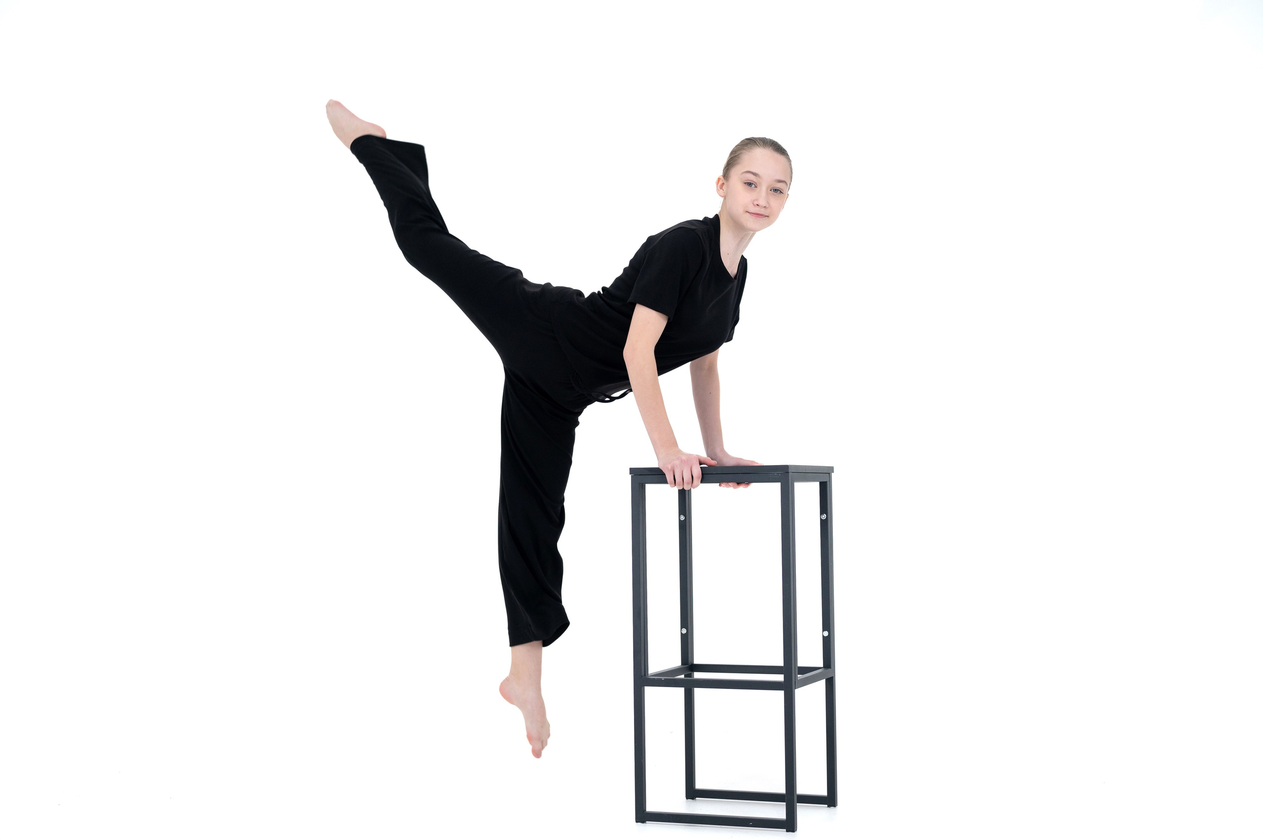 Выпускной альбом хореографичесского коллектива «Пилигрим». Фотограф новорожденных, семейный детский в Тюмени Татьяна Морозова