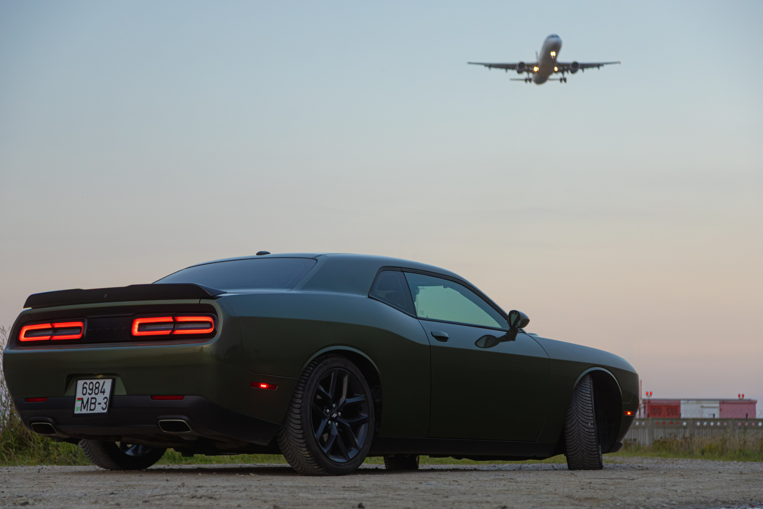 Partner Rent — Dodge Challenger. — Digital Noise —