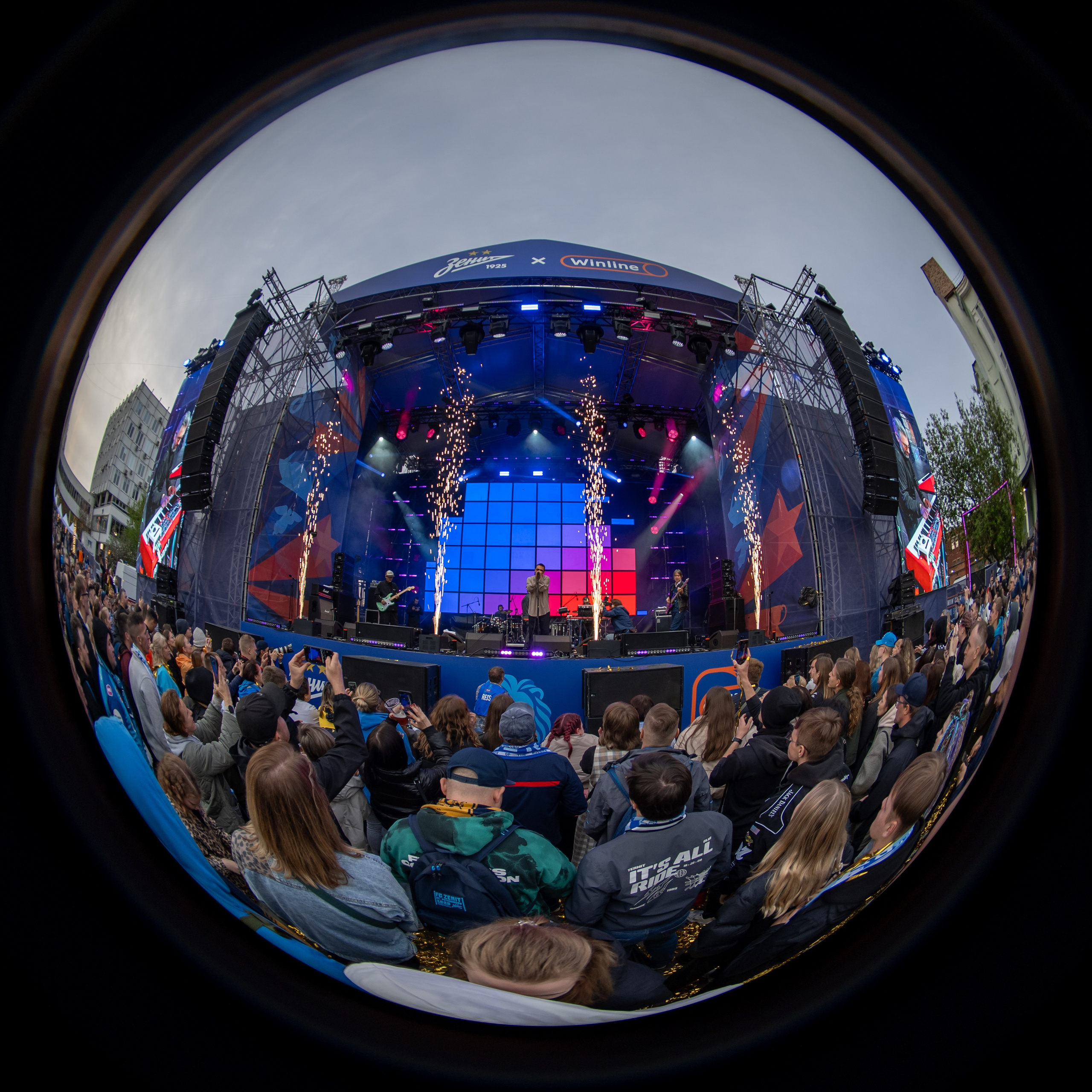 Зенит 100 лет. Андрей Сухинин репортажный свадебный фотограф Санкт-Петербург