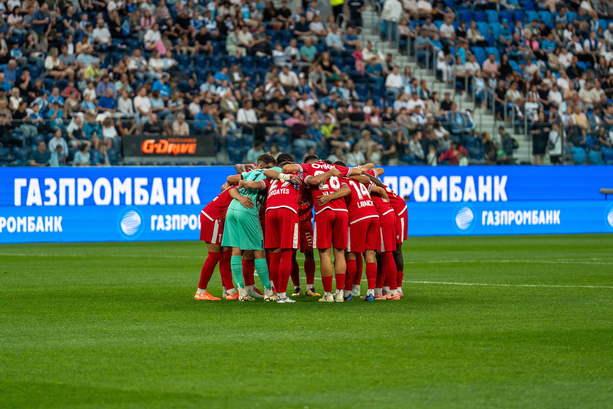 Репортажная съёмка матча «Зенит»–«Сьон» на Газпром Арене