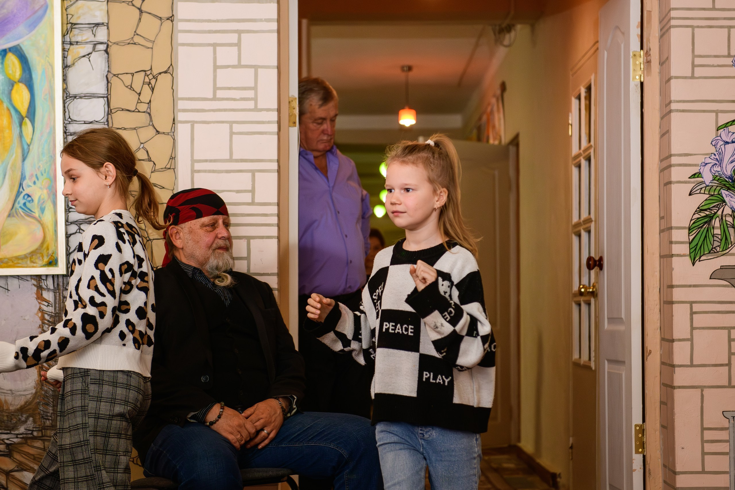 Выставка «Влюбленная в мир». Художница Татьяна Иванова-Гуляева. Фотограф Валерия Голубева (Миронова)