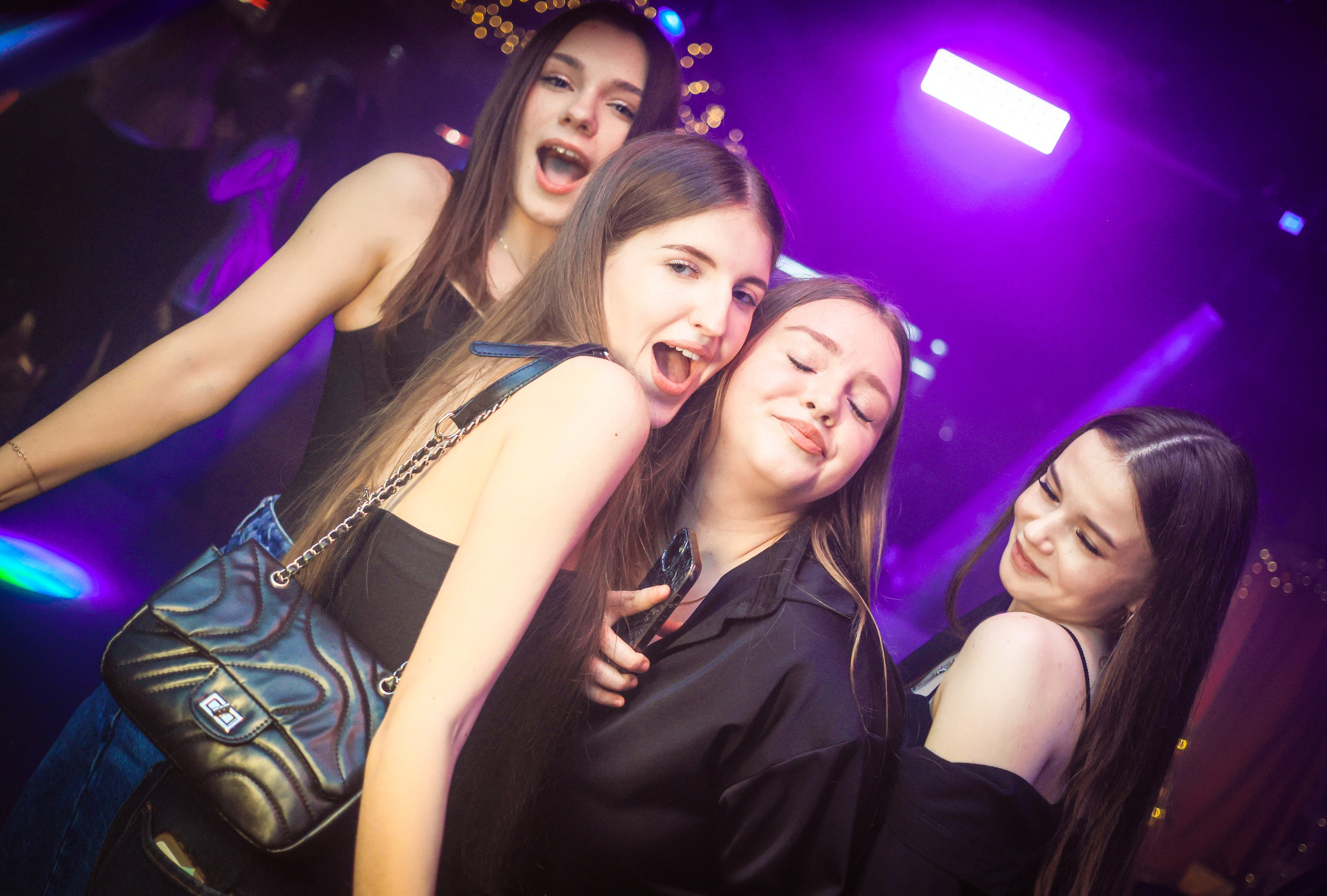 10.01 | опохмел пати твоего бати | 90-s / 00-s. Анна Акоста: фотограф в Санкт-Петербурге, Ростов-на-Дону и Таганроге