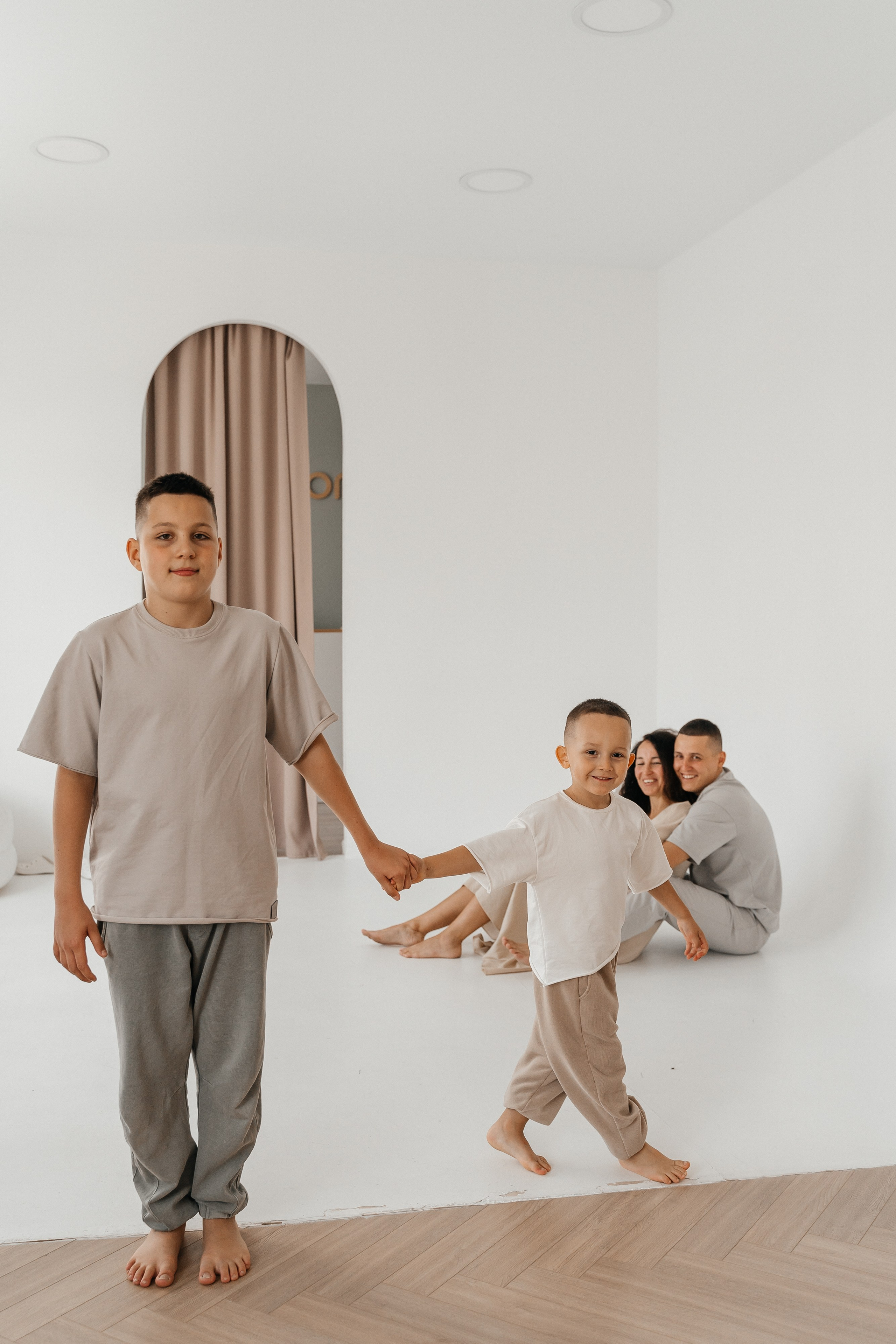 Илья, Вера, Сёма и Дима. Волик Мария