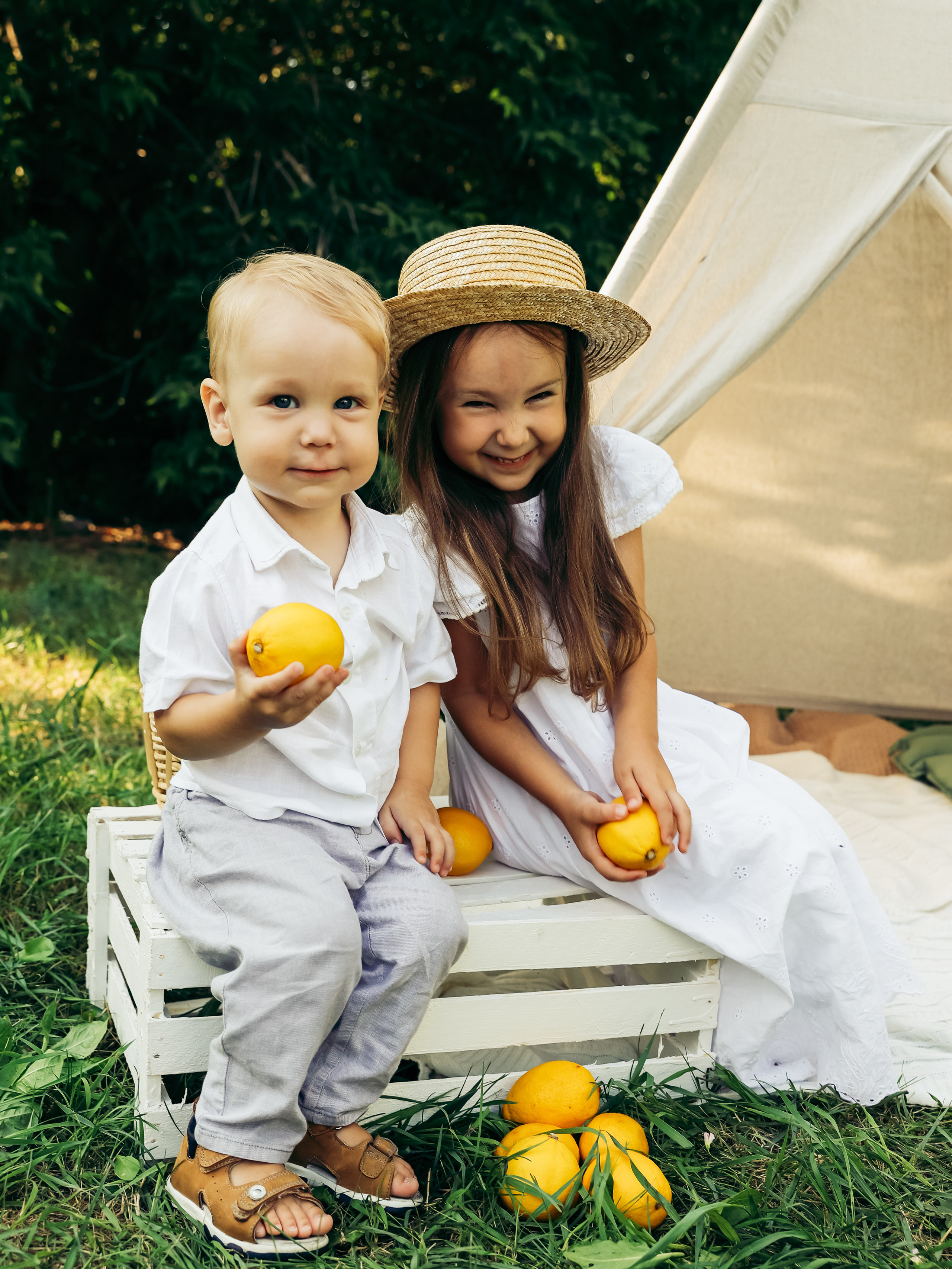 Даша и малыши. Фотограф Анастасия Косюра