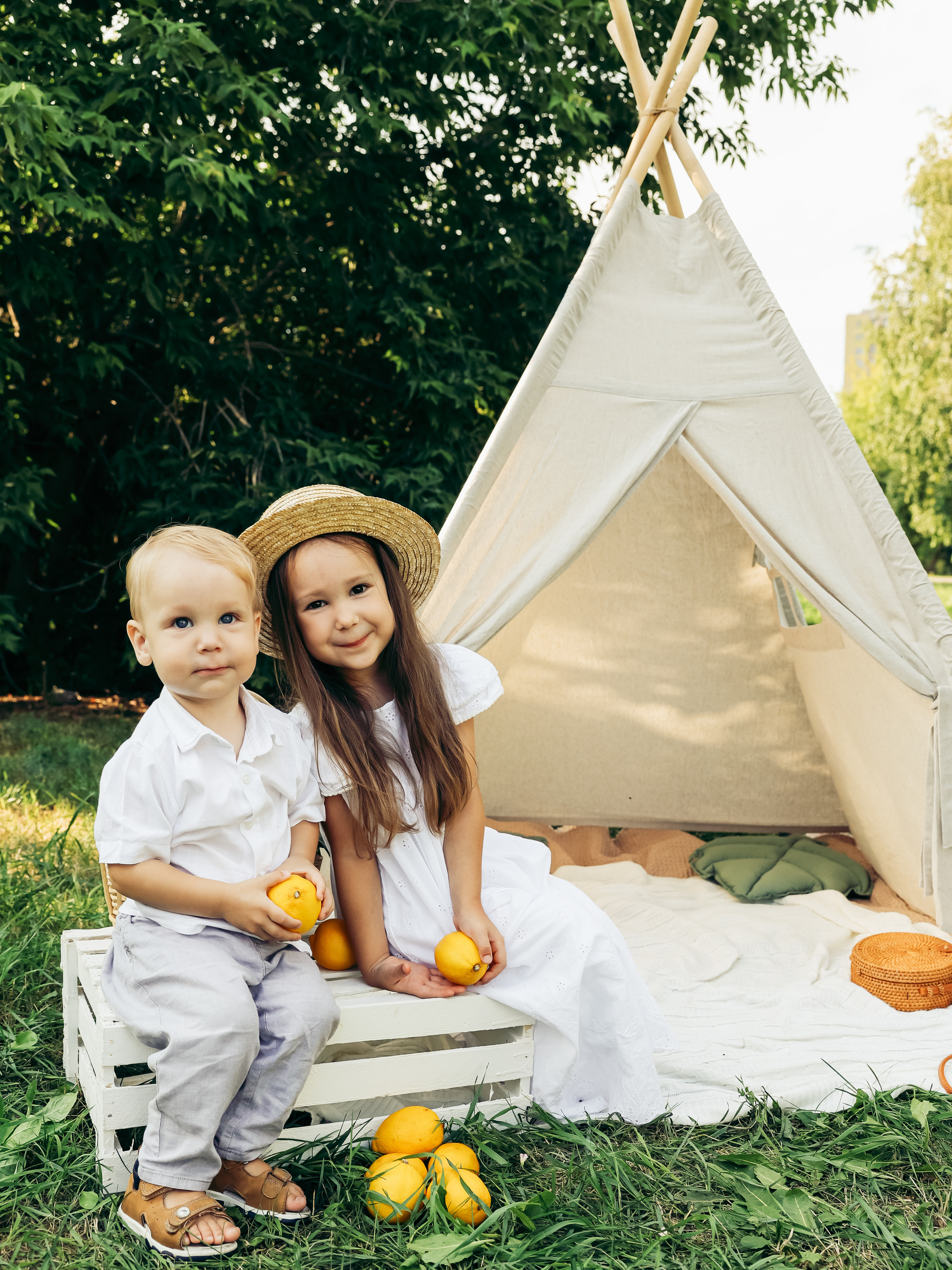 Даша и малыши. Фотограф Анастасия Косюра