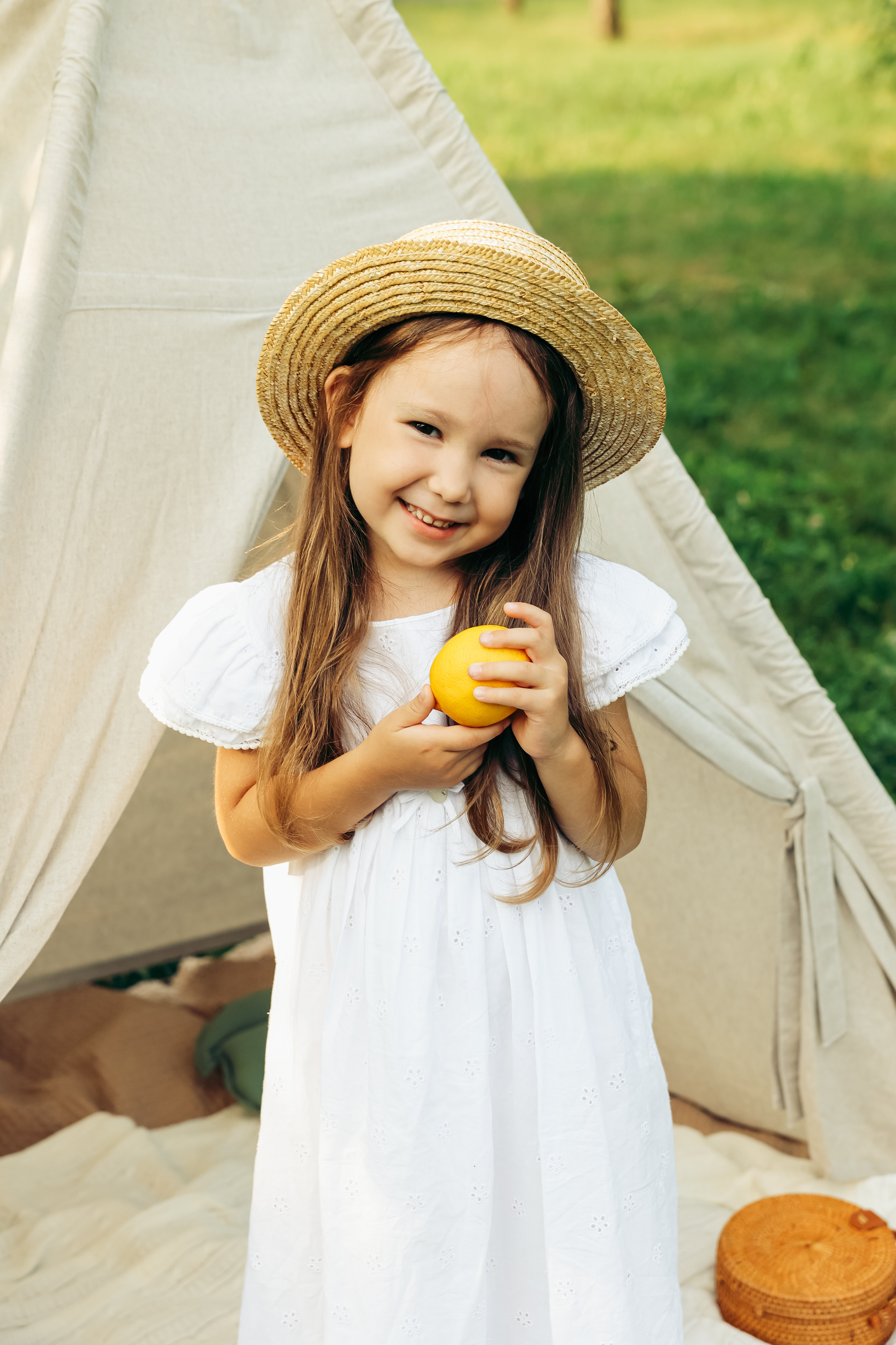 Даша и малыши. Фотограф Анастасия Косюра