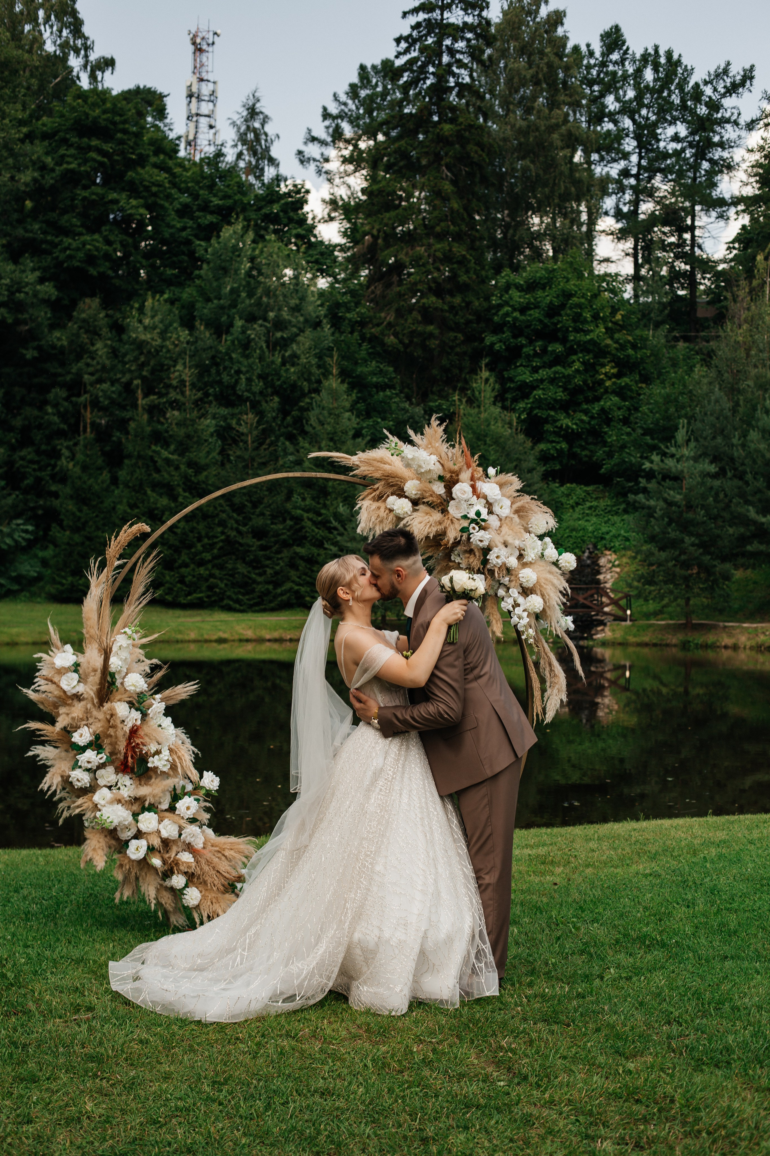 Wedding «Fairy tale». Свадебные фотограф и видеограф Наталья и Анатолий Новиковы СПб