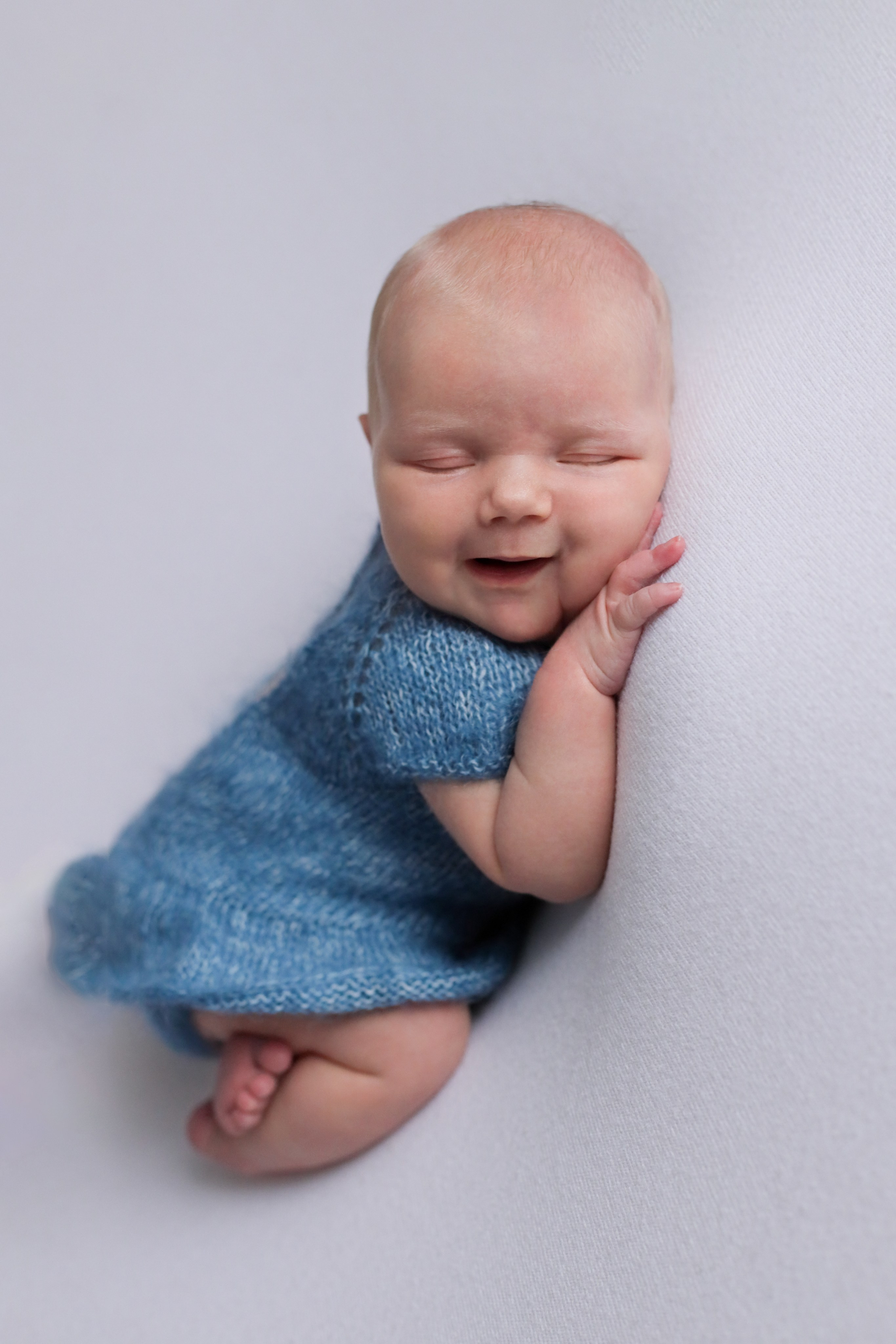 Съемка новорожденных Старый Оскол. Семейный фотограф и новорожденных в Старом Осколе Анна Старкова,