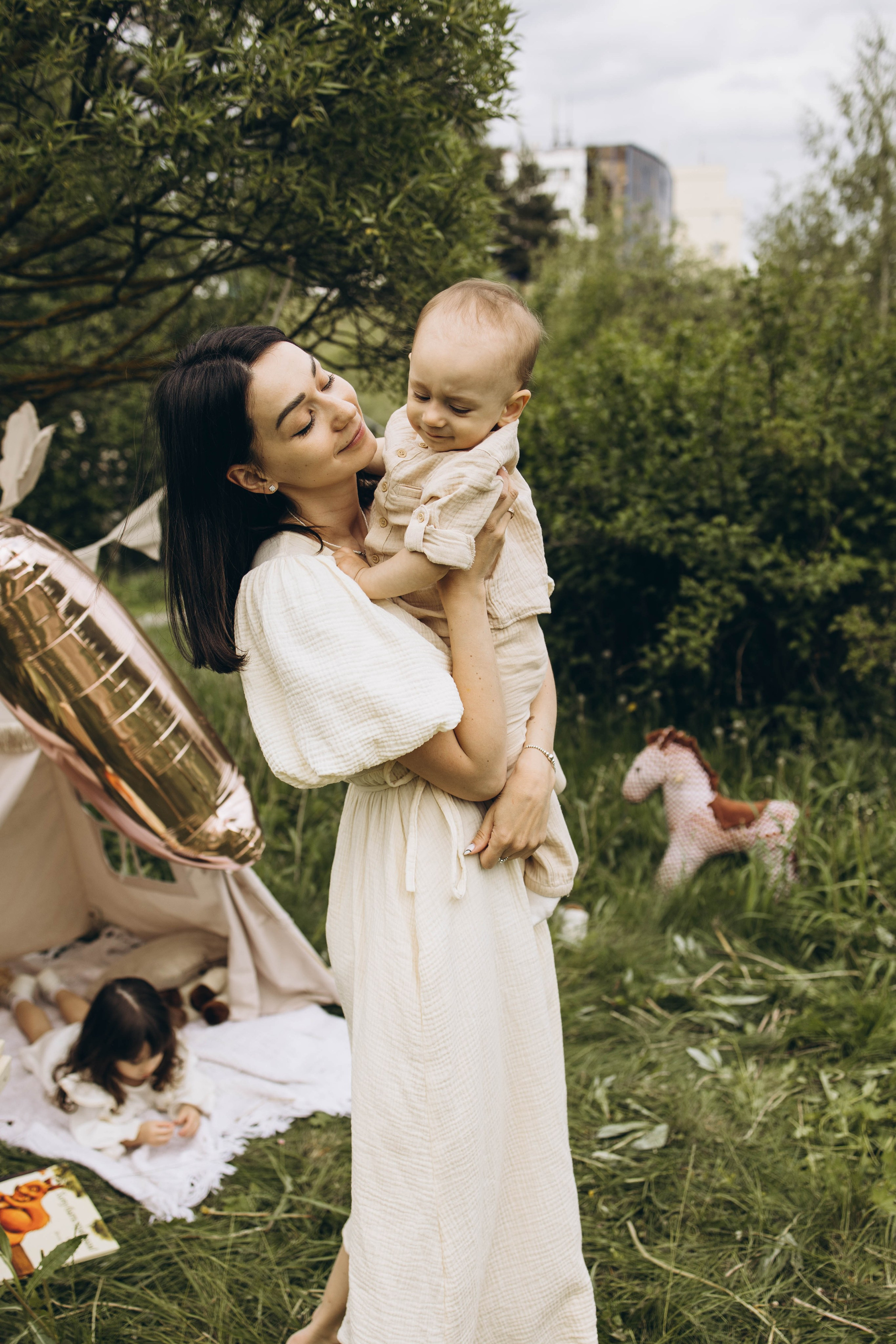 Маша, Женя, Ариана и Мирон. Семейный фотограф в Москве Виктория Ястребинская