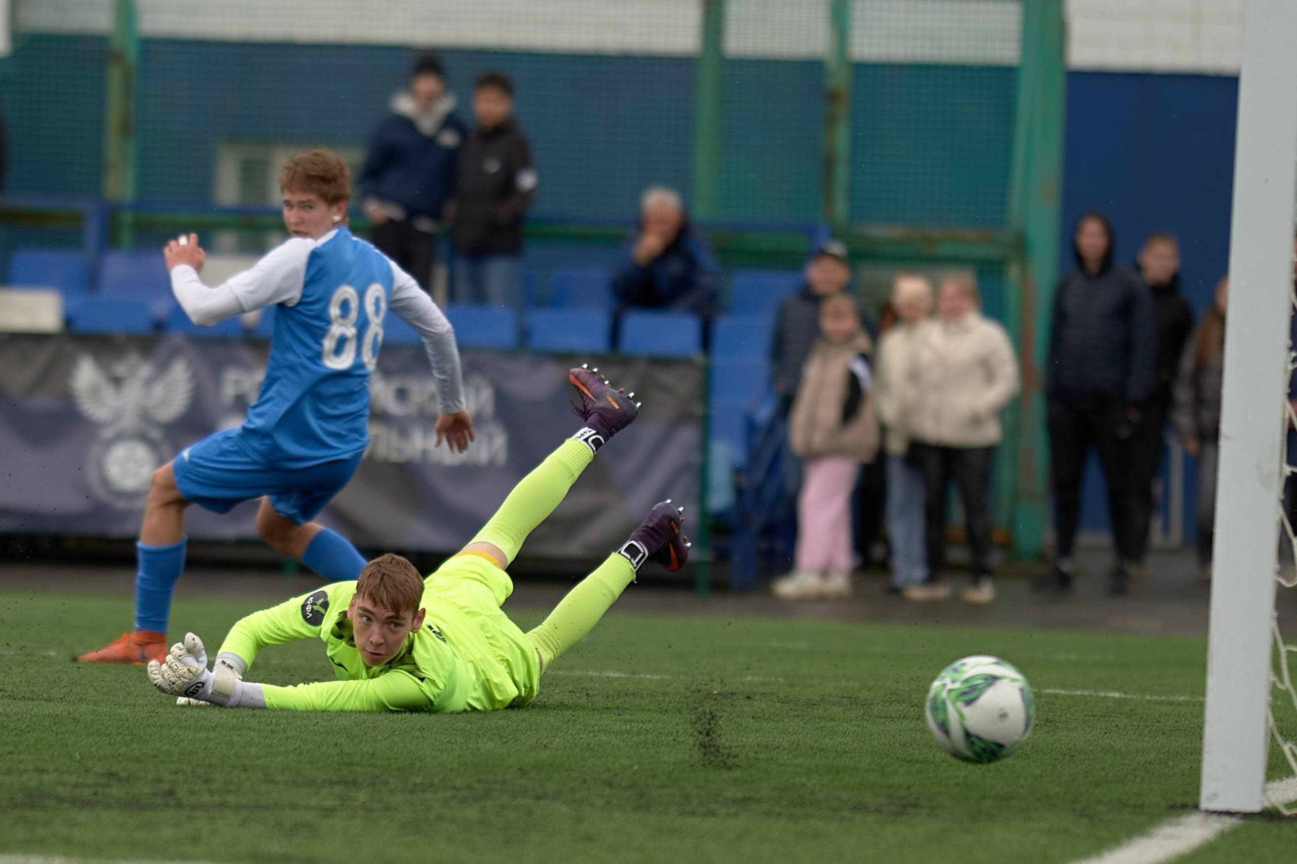 2 тур ЮФЛ Приволжье 2025. «Зенит-Ижевск» — «Трудовые резервы». Спортивный репортажный фотограф в Ижевске Сергей Мерзляков